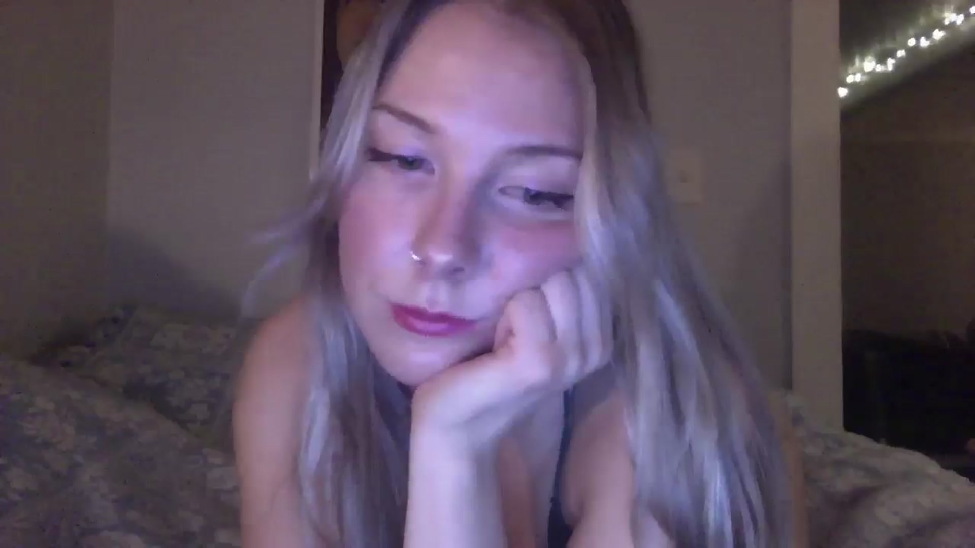 Gallery image thumbnail from Peachyk33n's myfreecams stream on, 01/17/2025, 06:09 image 11 of 20