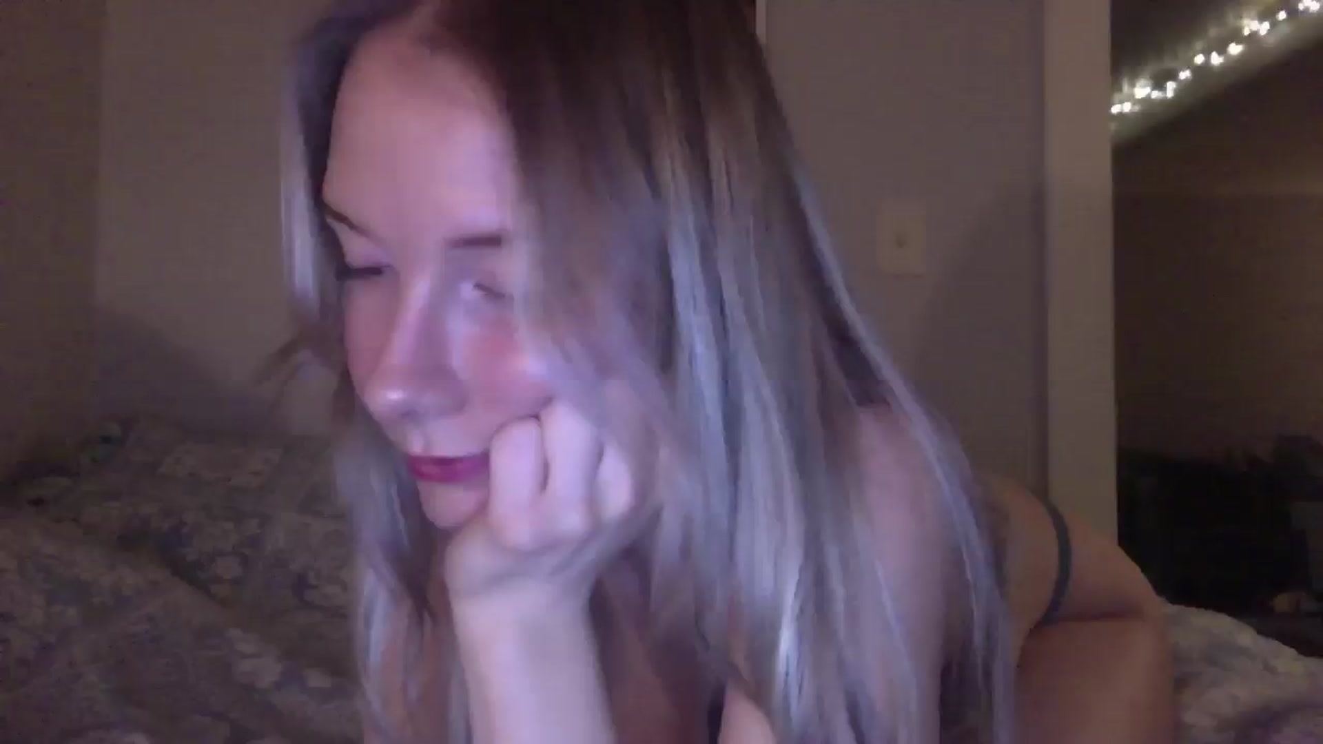 Gallery image thumbnail from Peachyk33n's myfreecams stream on, 01/17/2025, 06:09 image 20 of 20