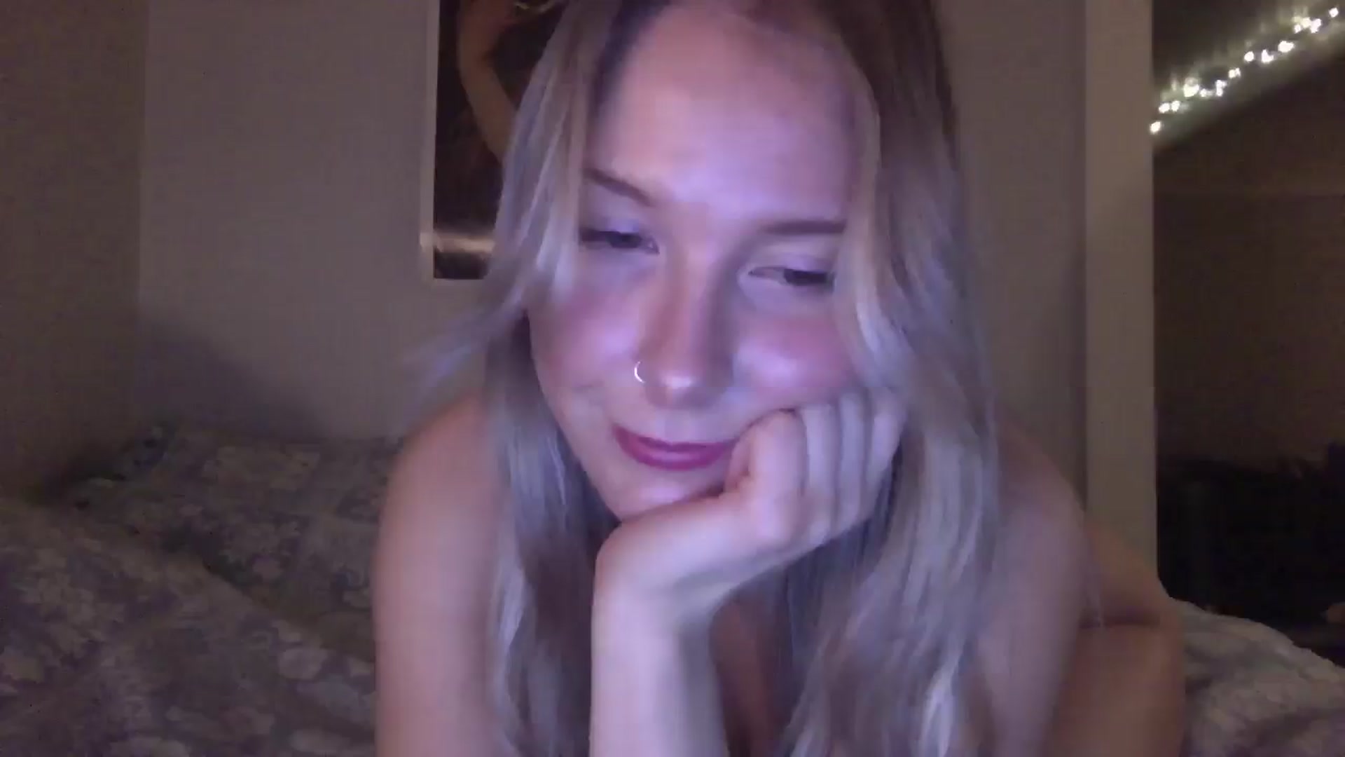 Gallery image thumbnail from Peachyk33n's myfreecams stream on, 01/17/2025, 06:09 image 14 of 20