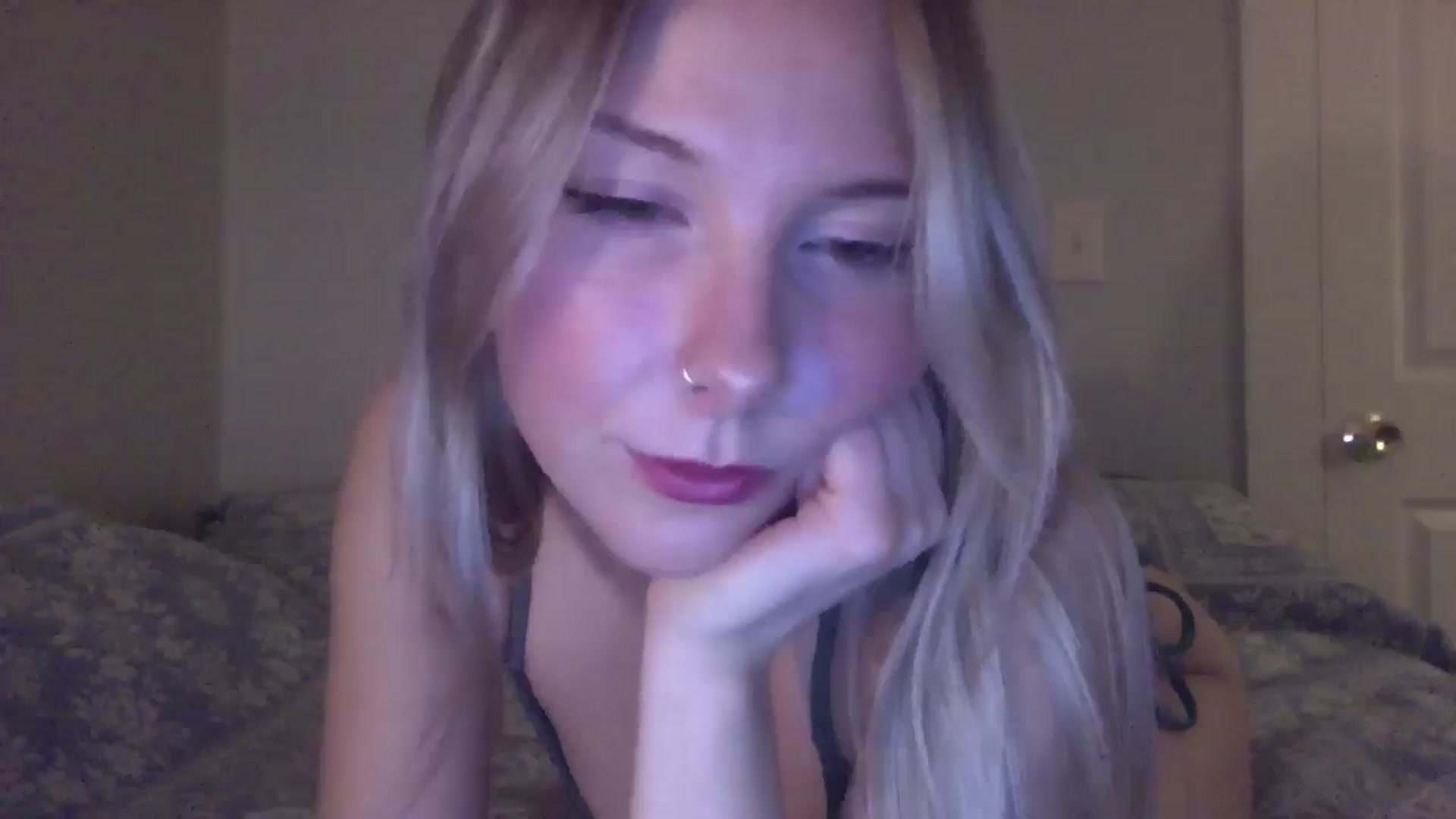 Gallery image thumbnail from Peachyk33n's myfreecams stream on, 01/18/2025, 07:20 image 13 of 20