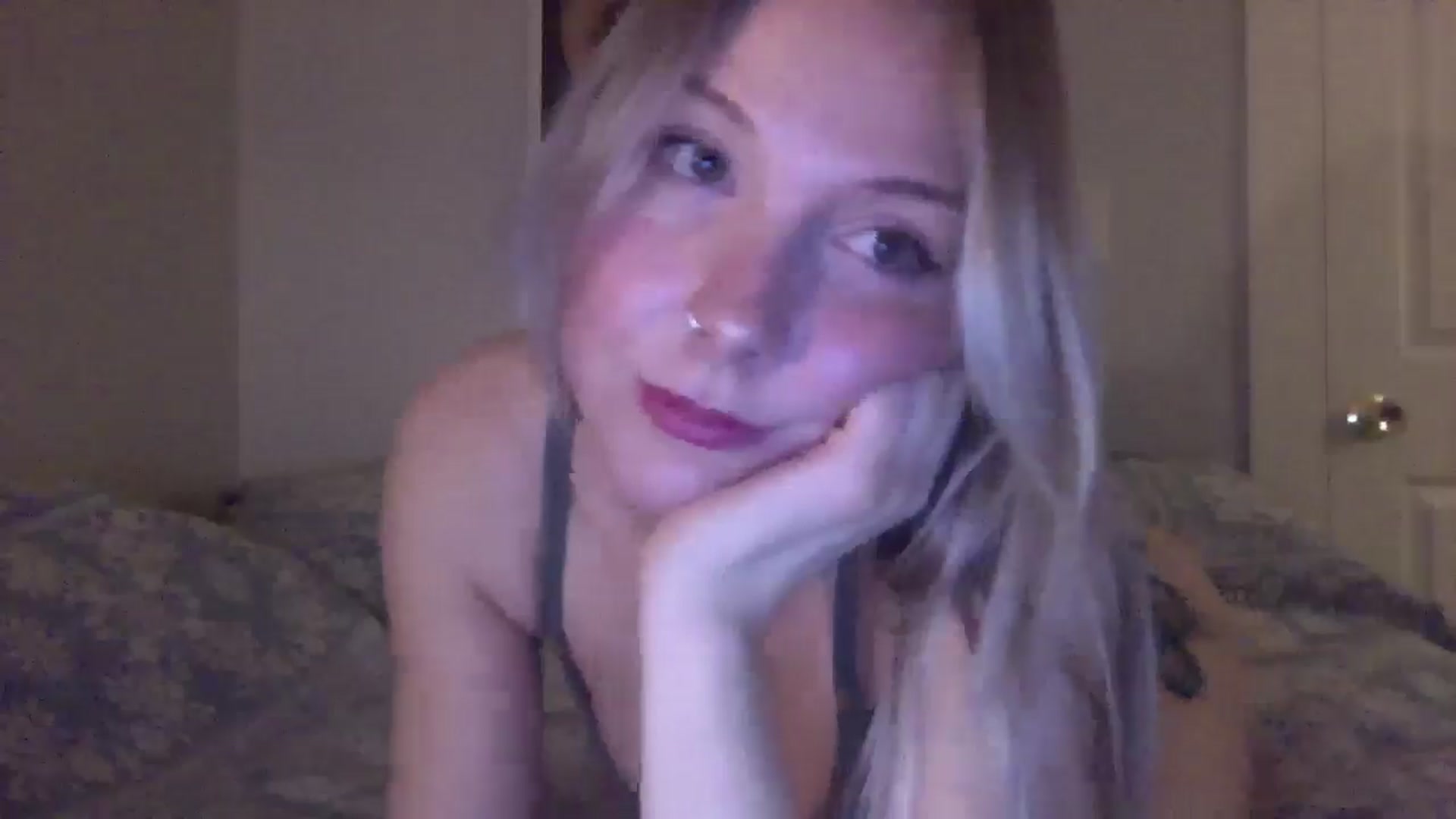 Gallery image thumbnail from Peachyk33n's myfreecams stream on, 01/18/2025, 07:43 image 10 of 20