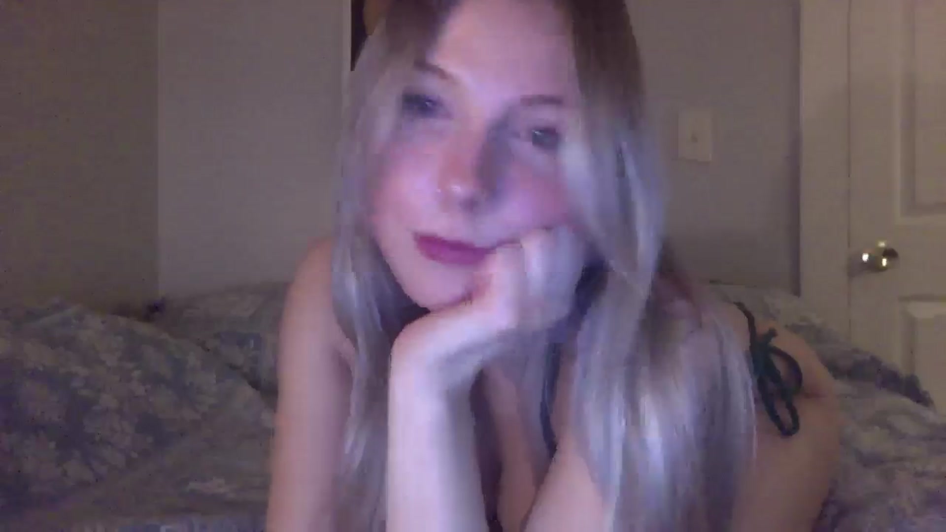 Gallery image thumbnail from Peachyk33n's myfreecams stream on, 01/18/2025, 07:43 image 2 of 20