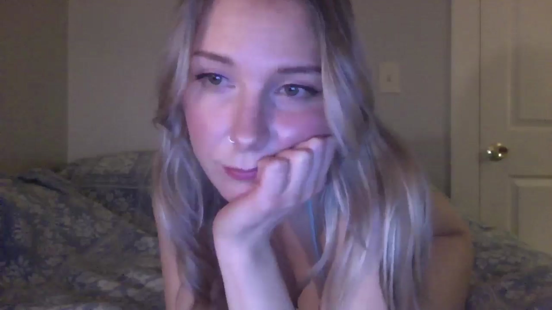 Gallery image thumbnail from Peachyk33n's myfreecams stream on, 01/21/2025, 07:19 image 20 of 20