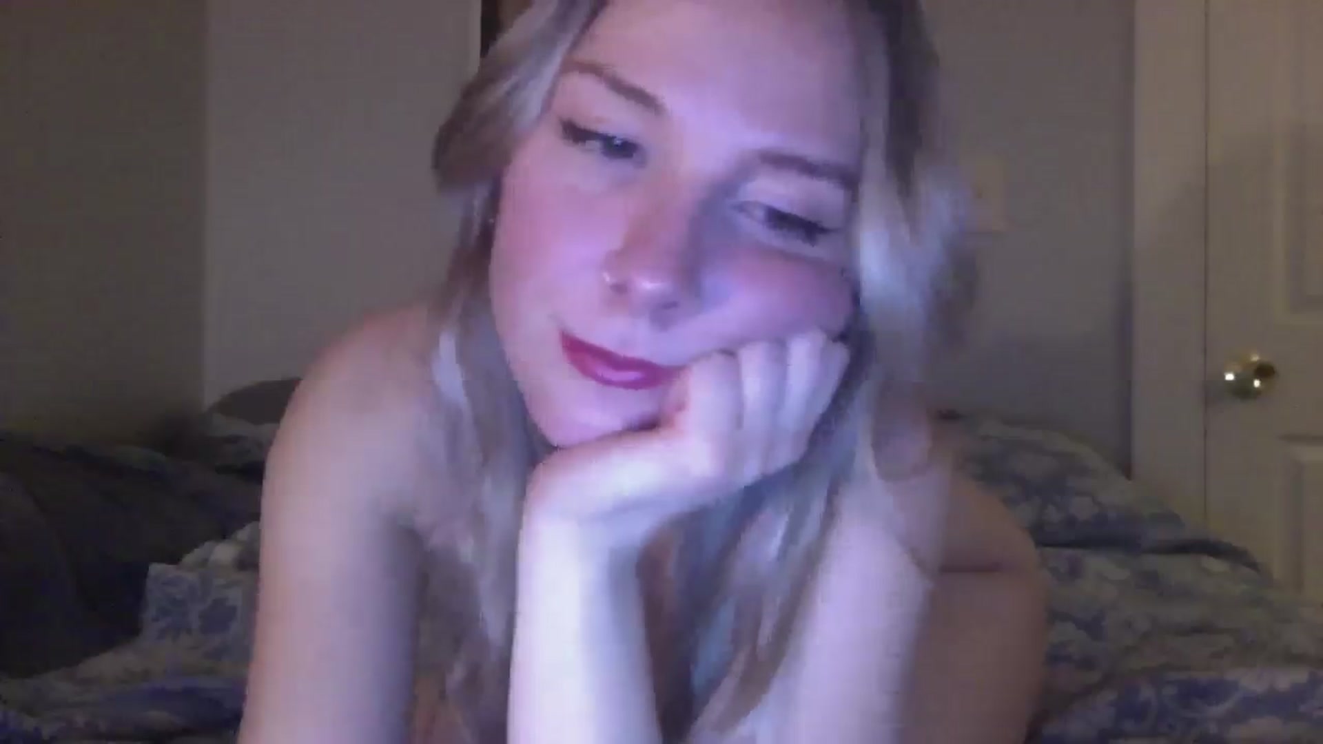 Gallery image thumbnail from Peachyk33n's myfreecams stream on, 01/21/2025, 09:26 image 2 of 20