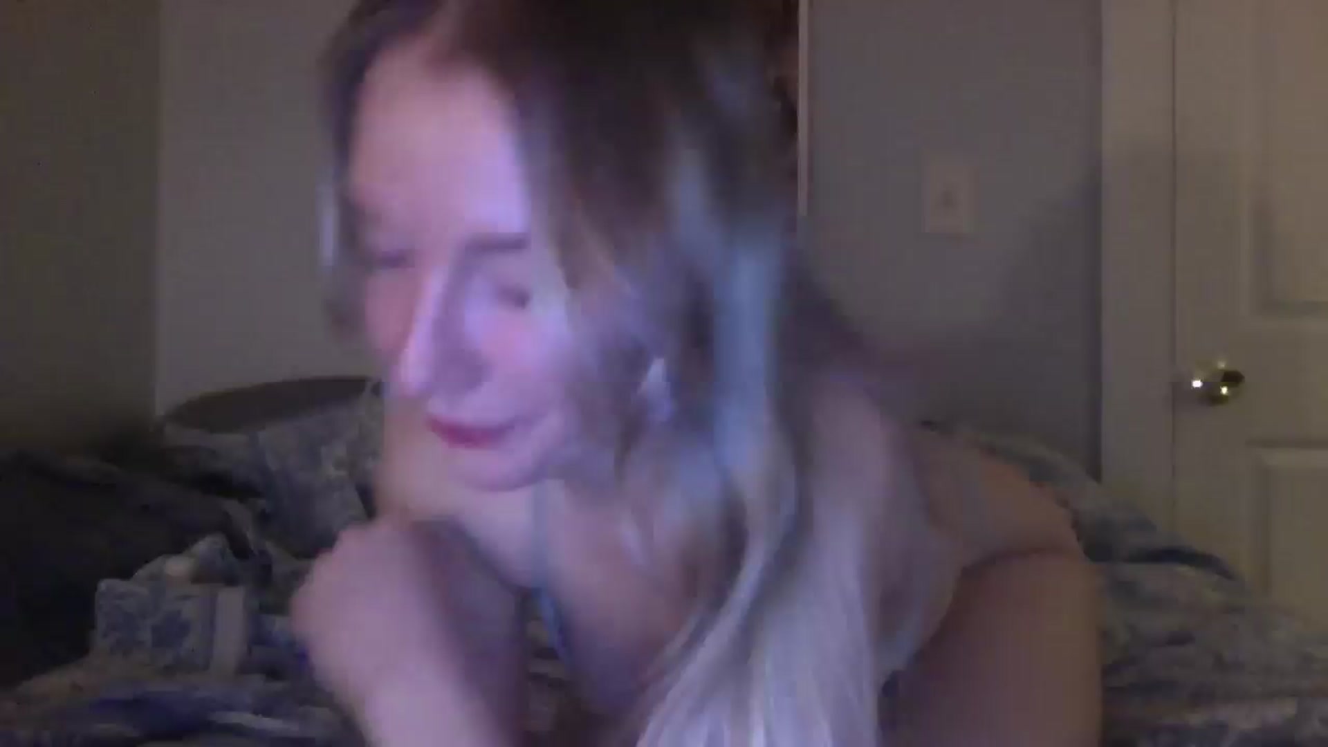 Gallery image thumbnail from Peachyk33n's myfreecams stream on, 01/21/2025, 09:26 image 14 of 20