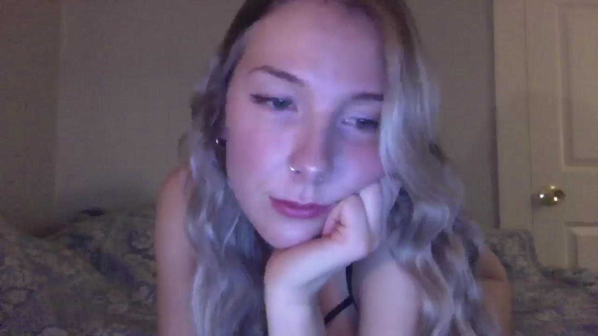Gallery image thumbnail from Peachyk33n's myfreecams stream on, 01/29/2025, 04:05 image 14 of 20