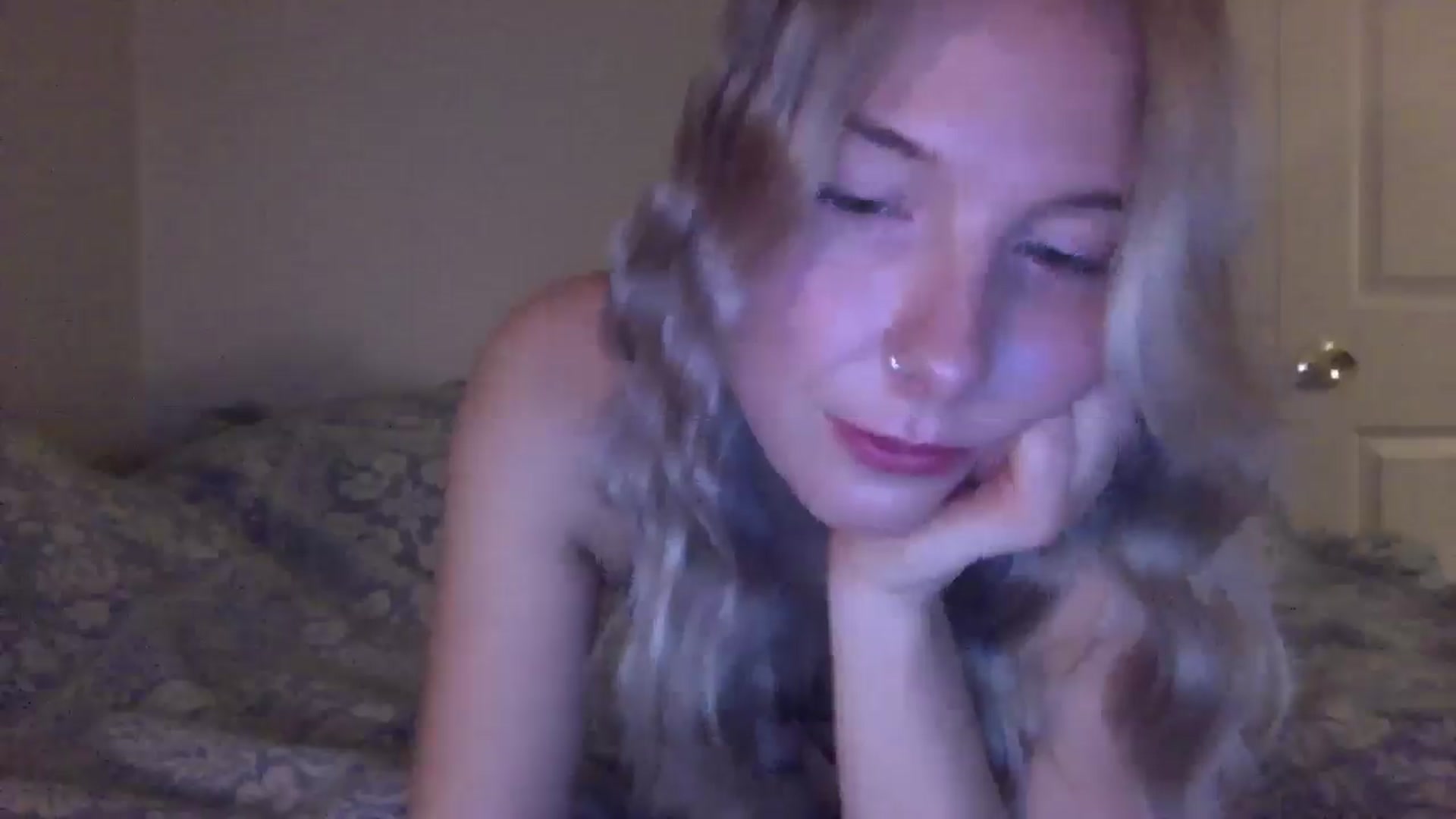 Gallery image thumbnail from Peachyk33n's myfreecams stream on, 01/29/2025, 04:05 image 16 of 20