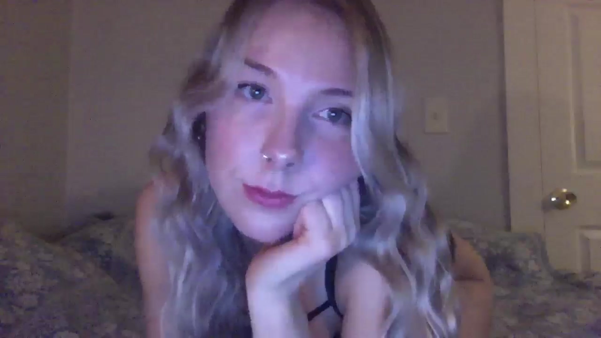 Gallery image thumbnail from Peachyk33n's myfreecams stream on, 01/29/2025, 04:05 image 6 of 20