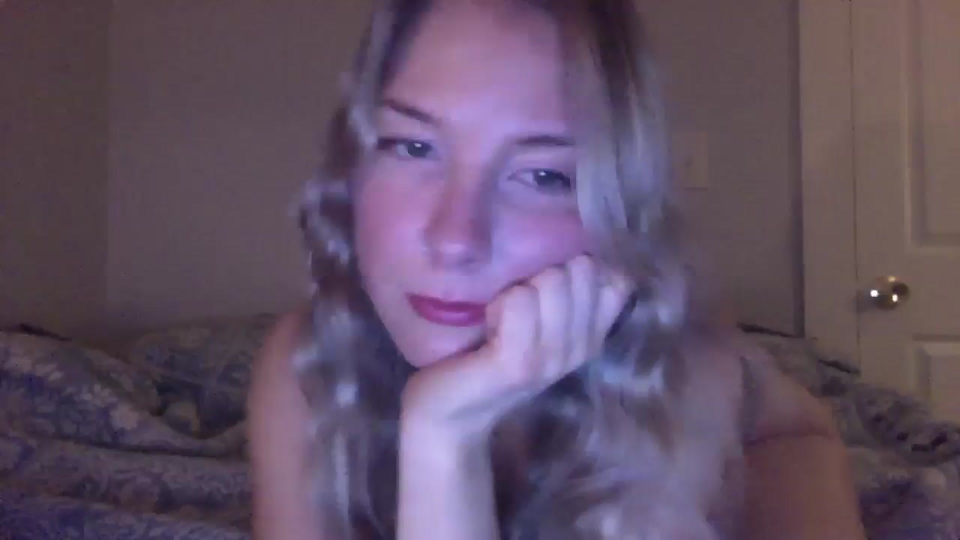 Gallery image thumbnail from Peachyk33n's myfreecams stream on, 01/29/2025, 06:21 image 2 of 20