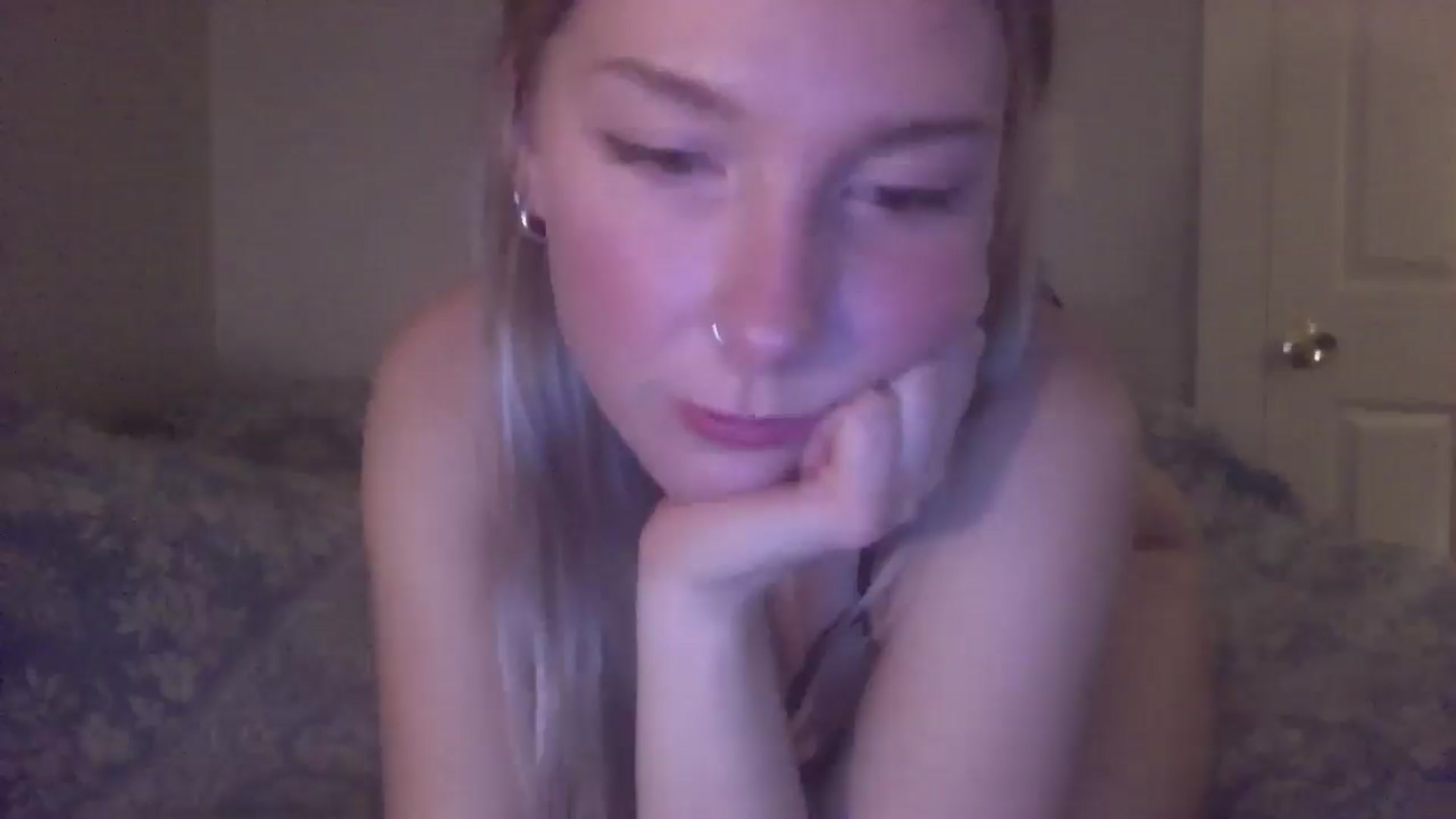Gallery image thumbnail from Peachyk33n's myfreecams stream on, 01/31/2025, 04:58 image 13 of 20
