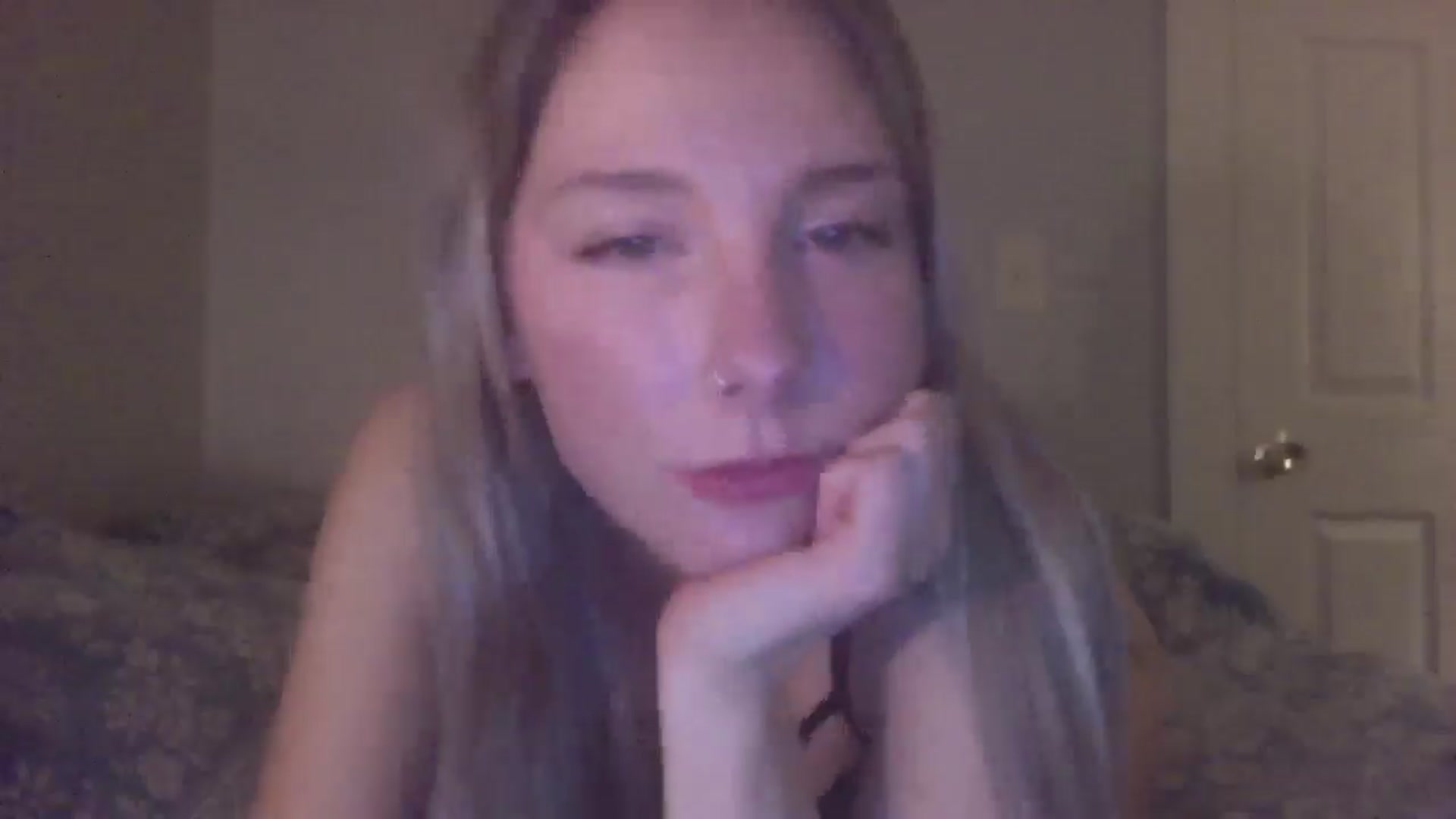 Gallery image thumbnail from Peachyk33n's myfreecams stream on, 01/31/2025, 04:58 image 8 of 20
