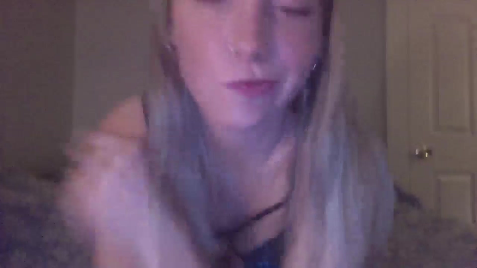 Gallery image thumbnail from Peachyk33n's myfreecams stream on, 01/31/2025, 04:58 image 4 of 20