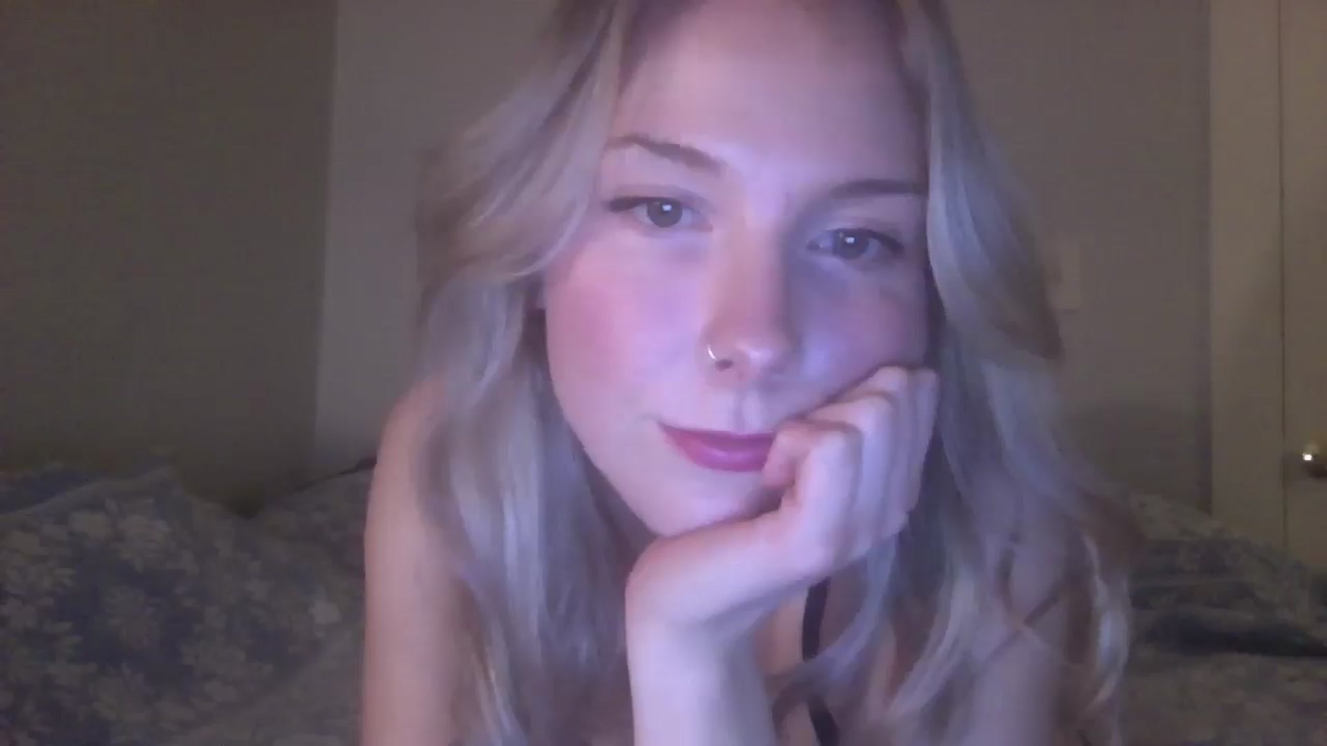 Gallery image thumbnail from Peachyk33n's myfreecams stream on, 02/01/2025, 03:02 image 13 of 20