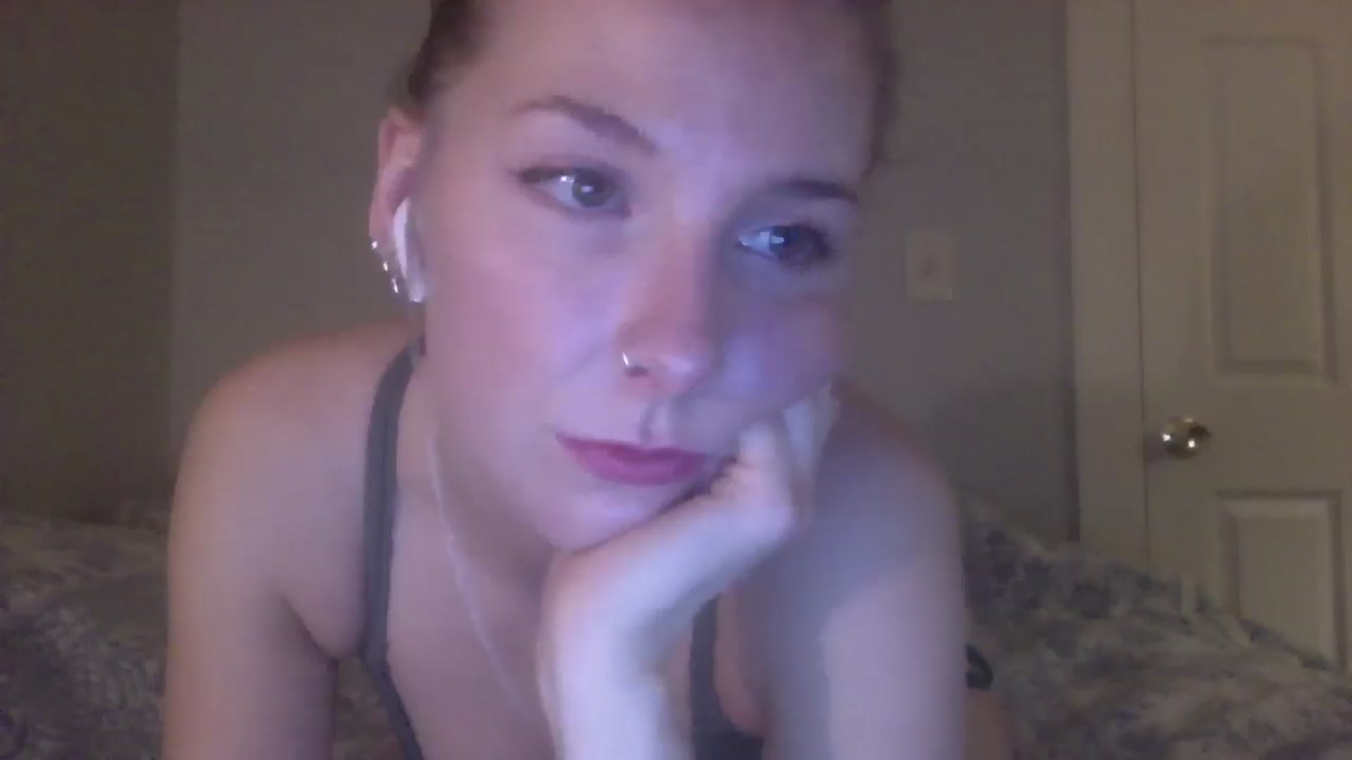 Gallery image thumbnail from Peachyk33n's myfreecams stream on, 02/02/2025, 02:13 image 2 of 20