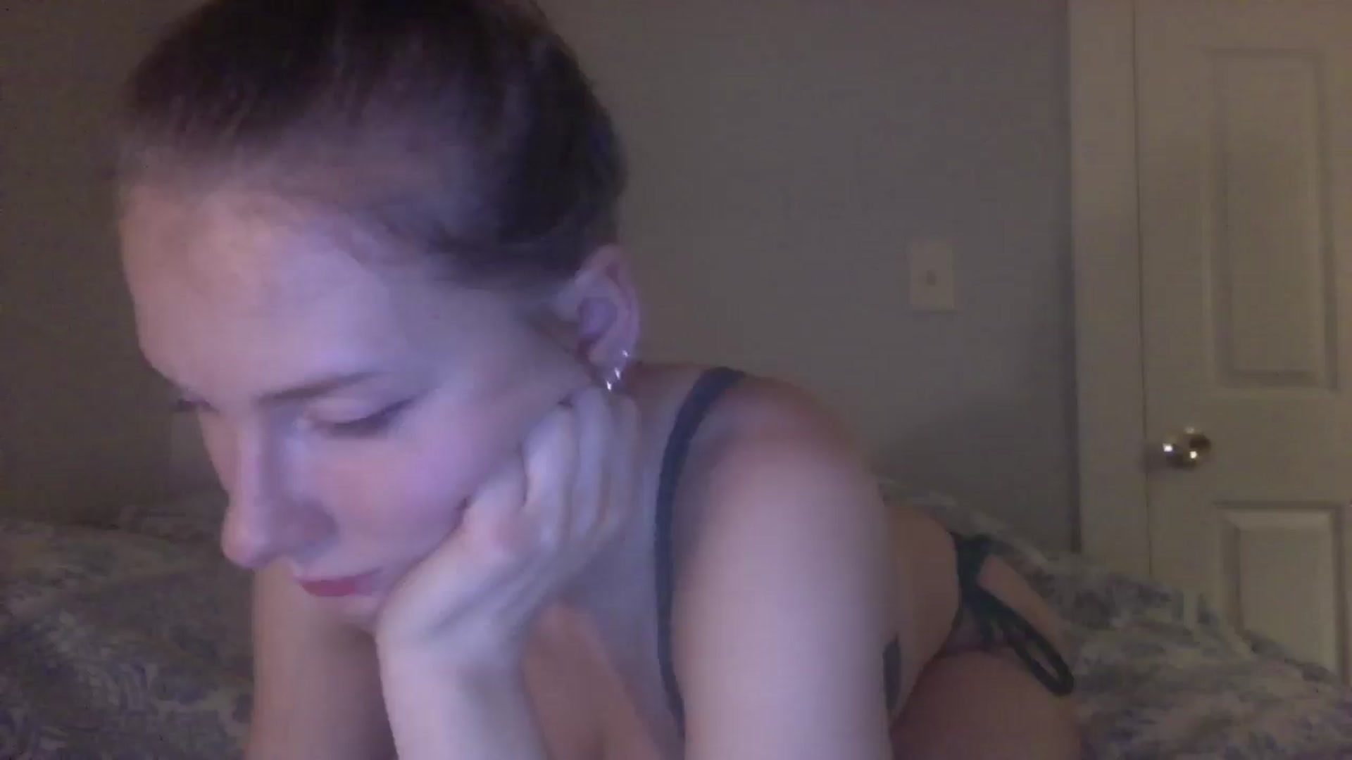 Gallery image thumbnail from Peachyk33n's myfreecams stream on, 02/02/2025, 02:13 image 5 of 20