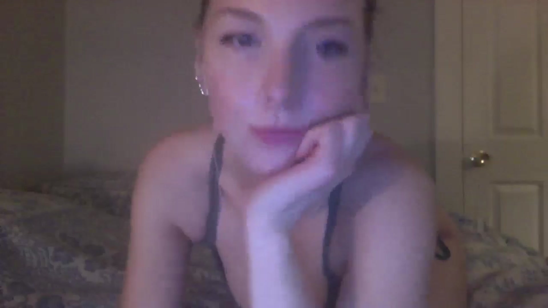 Gallery image thumbnail from Peachyk33n's myfreecams stream on, 02/02/2025, 02:13 image 17 of 20