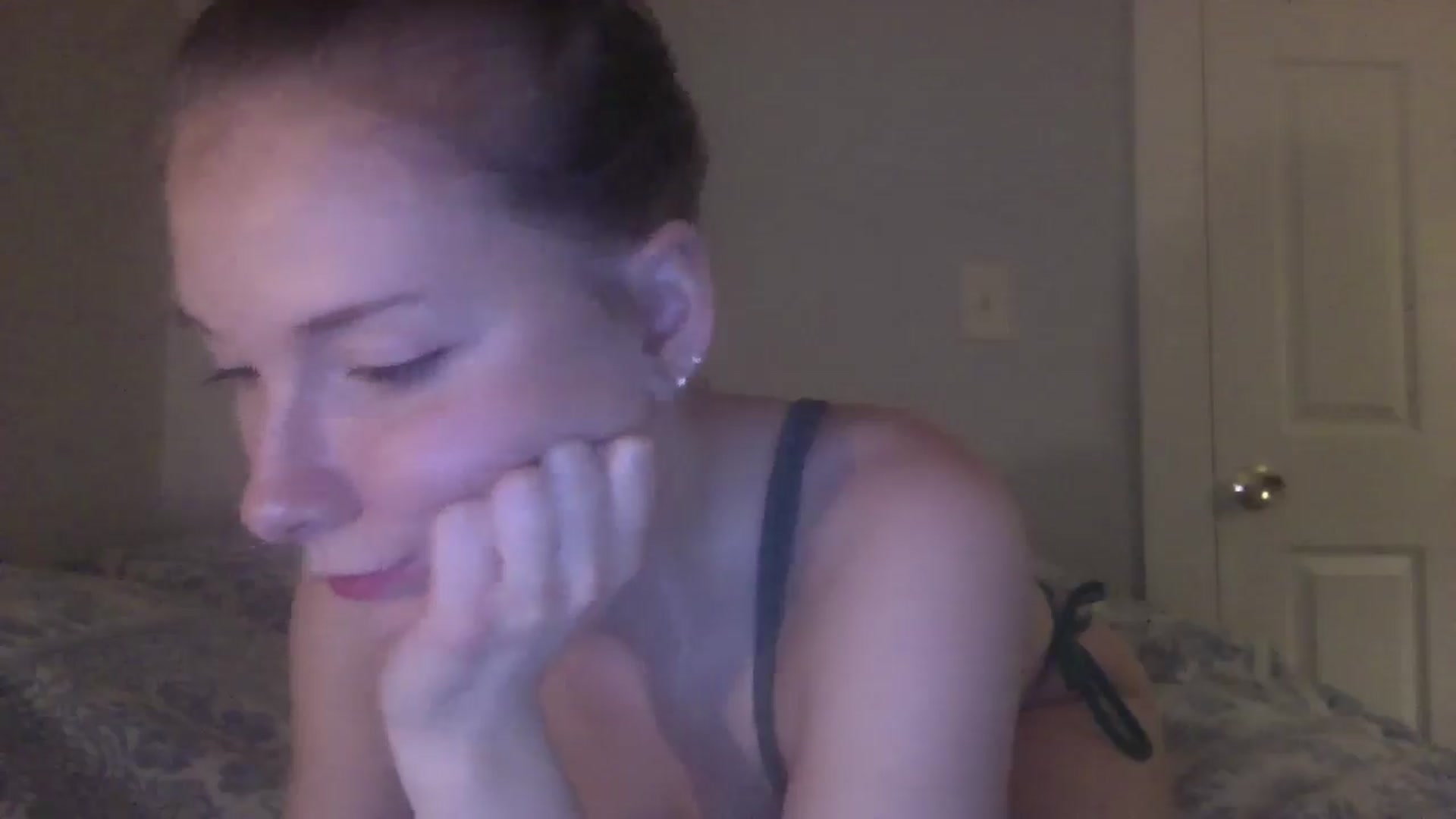 Gallery image thumbnail from Peachyk33n's myfreecams stream on, 02/02/2025, 02:13 image 12 of 20