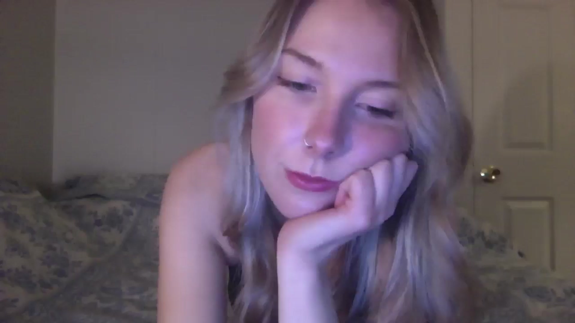 Gallery image thumbnail from Peachyk33n's myfreecams stream on, 02/03/2025, 03:17 image 6 of 20