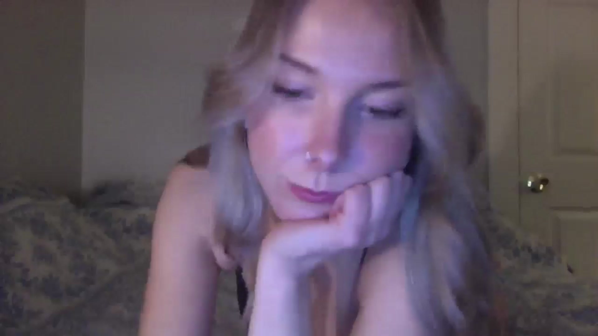 Gallery image thumbnail from Peachyk33n's myfreecams stream on, 02/03/2025, 03:17 image 14 of 20