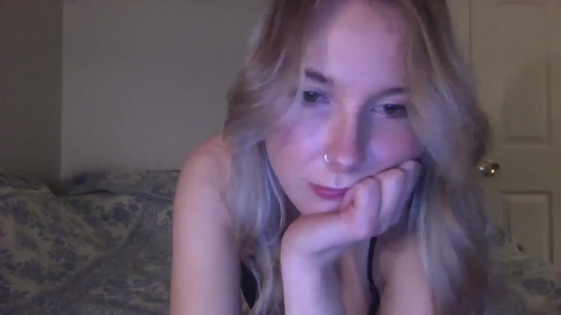 Gallery image thumbnail from Peachyk33n's myfreecams stream on, 02/03/2025, 03:17 image 12 of 20