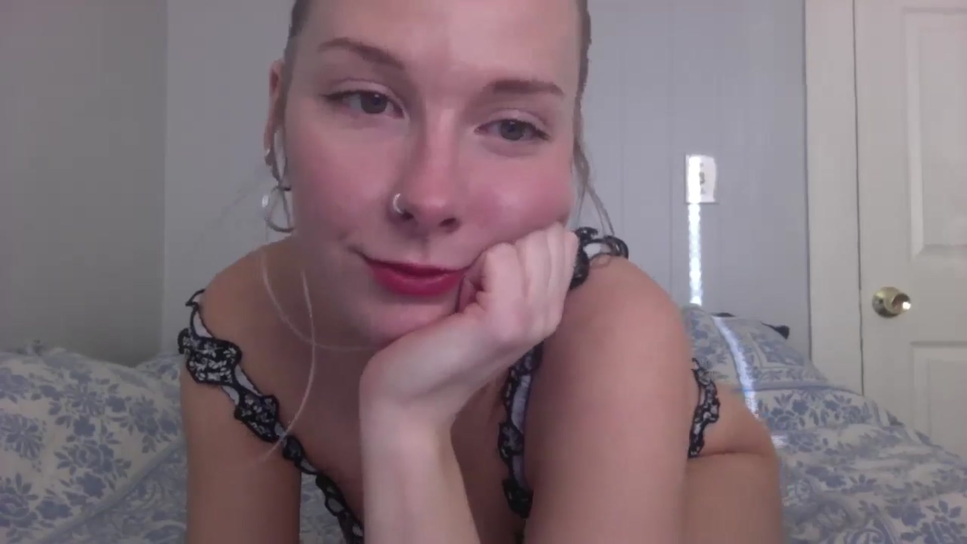Gallery image thumbnail from Peachyk33n's myfreecams stream on, 02/13/2025, 24:42 image 4 of 20