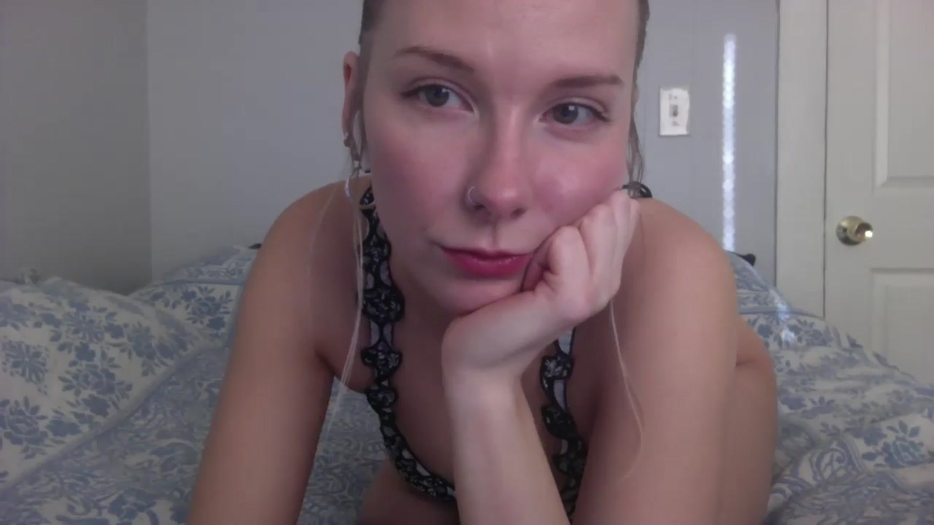 Gallery image thumbnail from Peachyk33n's myfreecams stream on, 02/13/2025, 24:42 image 19 of 20