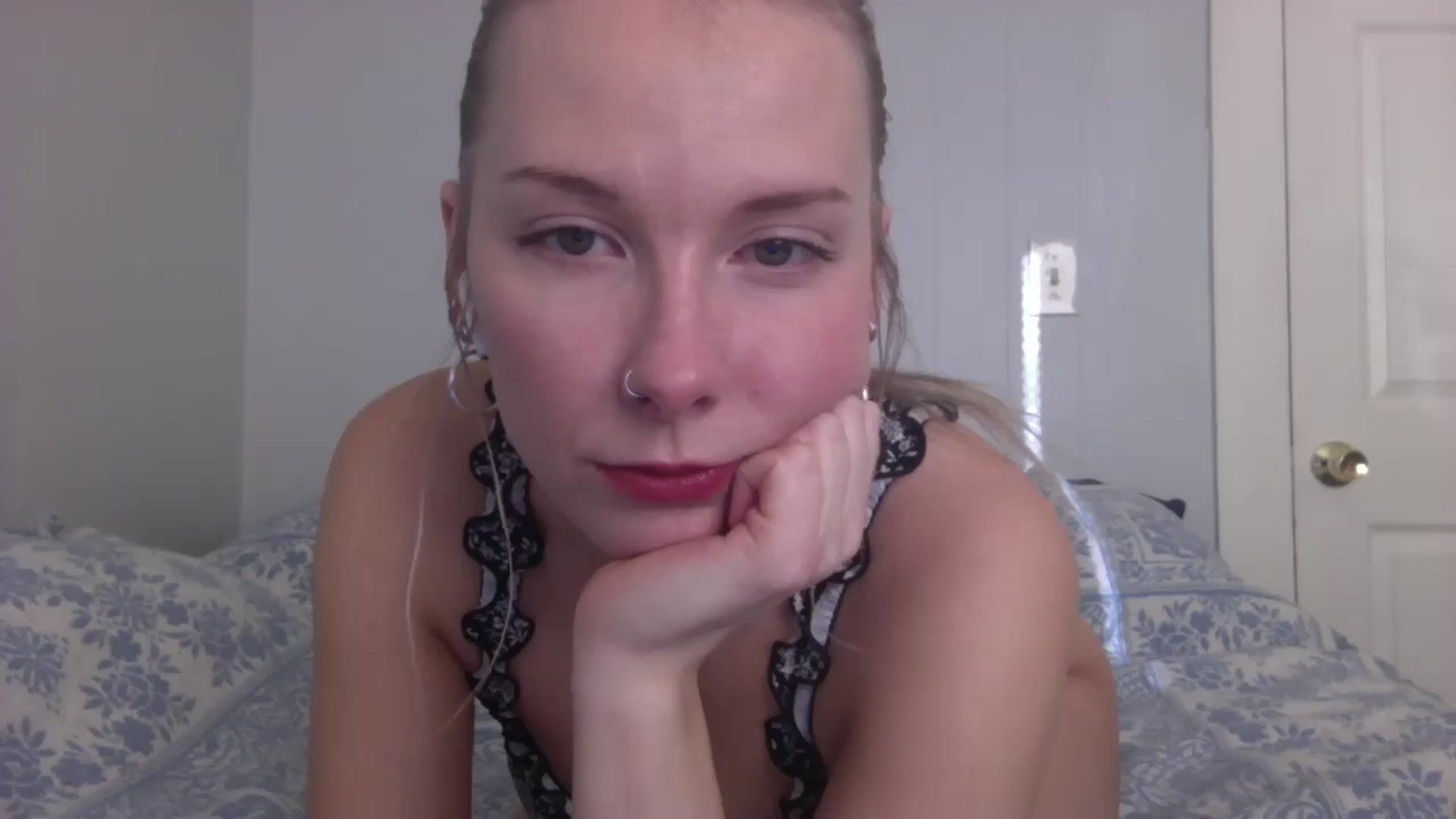 Gallery image thumbnail from Peachyk33n's myfreecams stream on, 02/13/2025, 24:42 image 2 of 20