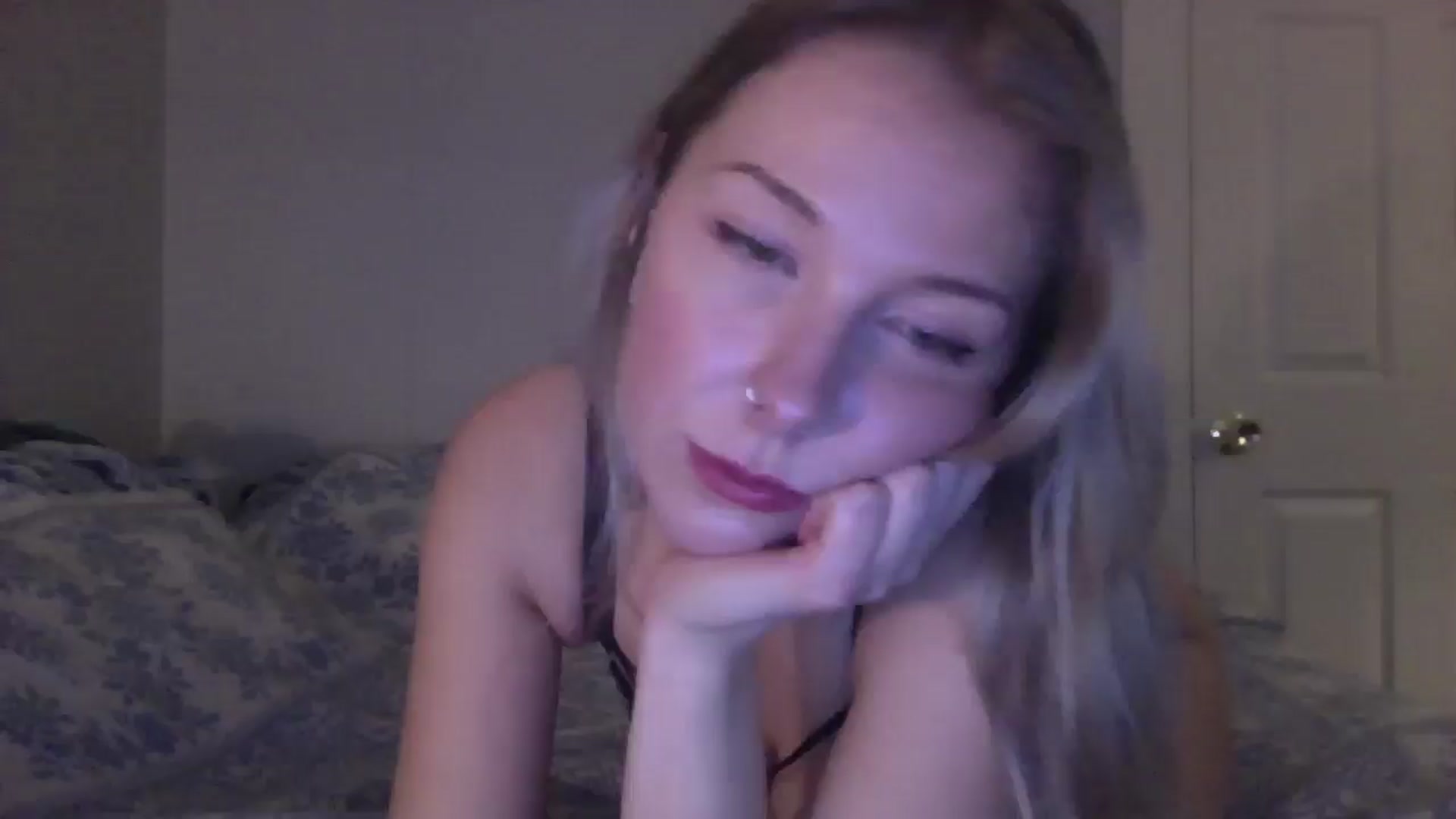 Gallery image thumbnail from Peachyk33n's myfreecams stream on, 02/14/2025, 01:50 image 1 of 20
