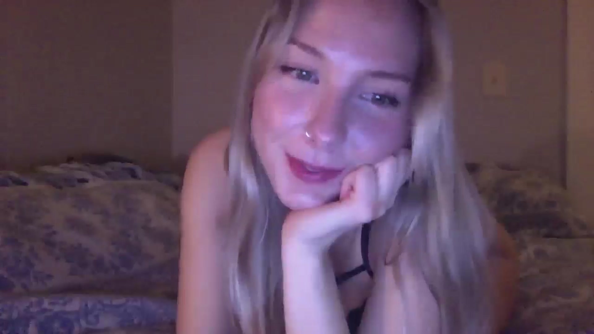 Gallery image thumbnail from Peachyk33n's myfreecams stream on, 02/14/2025, 02:43 image 19 of 20