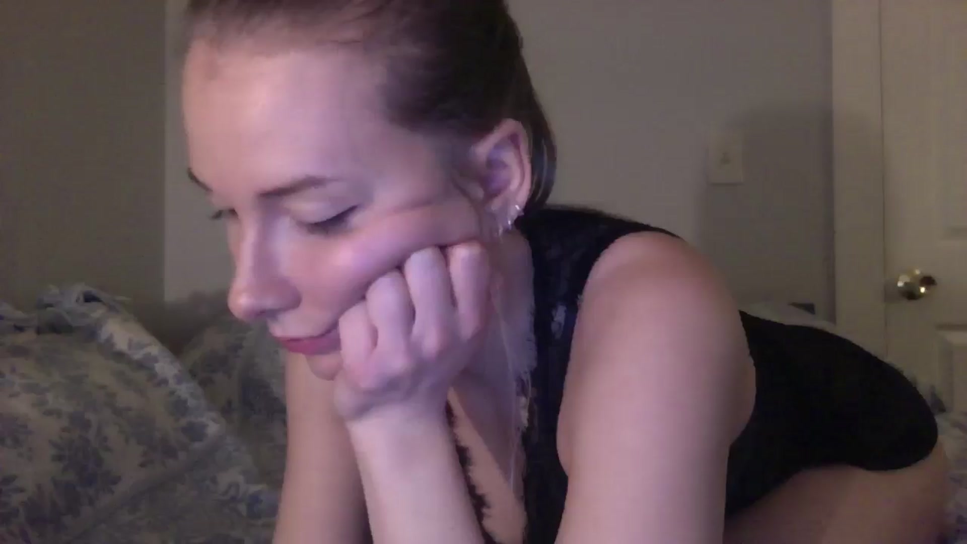 Gallery image thumbnail from Peachyk33n's myfreecams stream on, 02/15/2025, 02:29 image 19 of 20