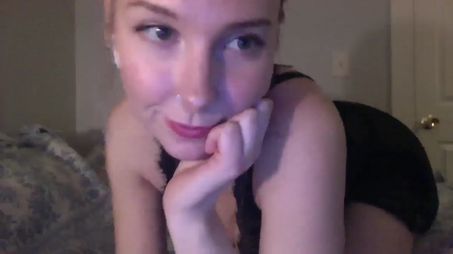 Gallery image thumbnail from Peachyk33n's myfreecams stream on, 02/15/2025, 02:29 image 10 of 20