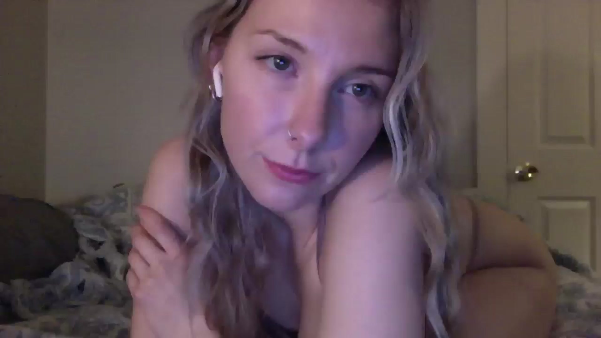 Gallery image thumbnail from Peachyk33n's myfreecams stream on, 02/16/2025, 06:46 image 14 of 20