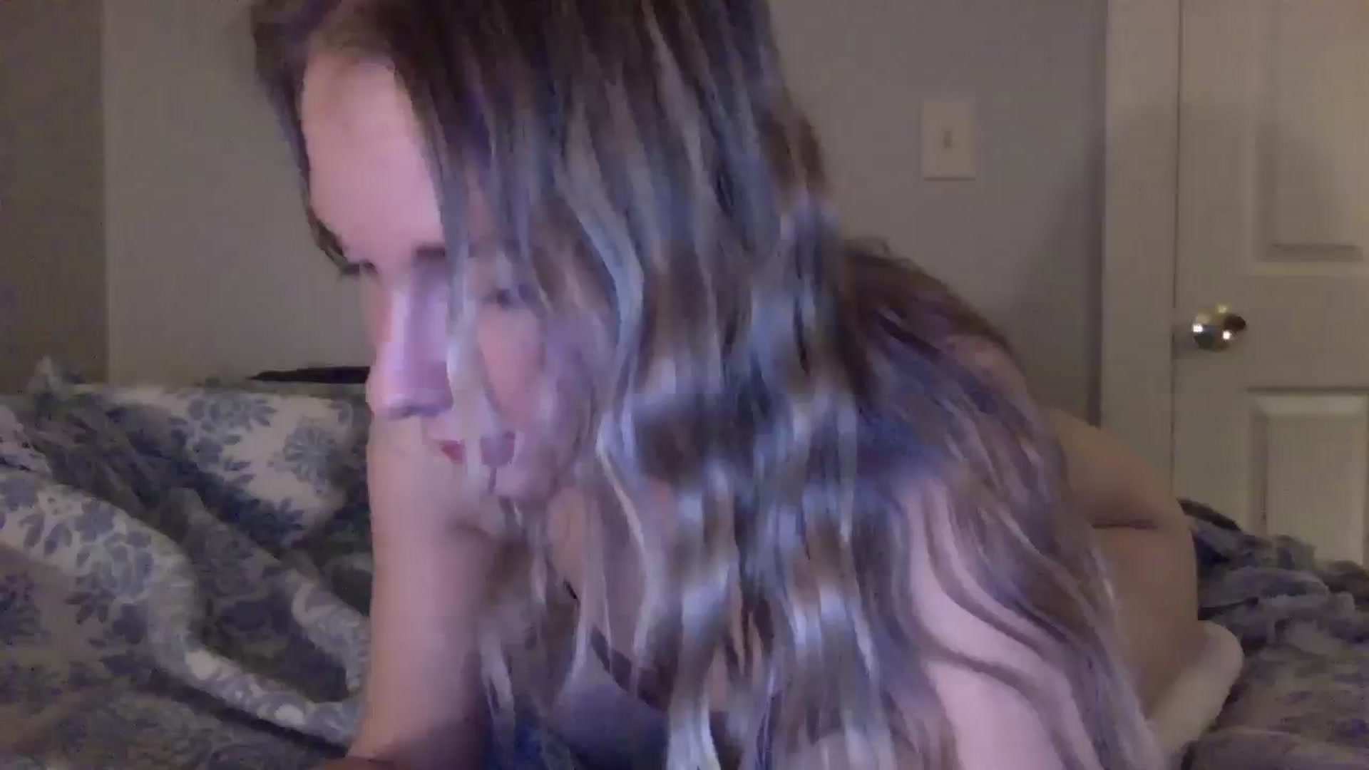 Gallery image thumbnail from Peachyk33n's myfreecams stream on, 02/16/2025, 08:45 image 18 of 20