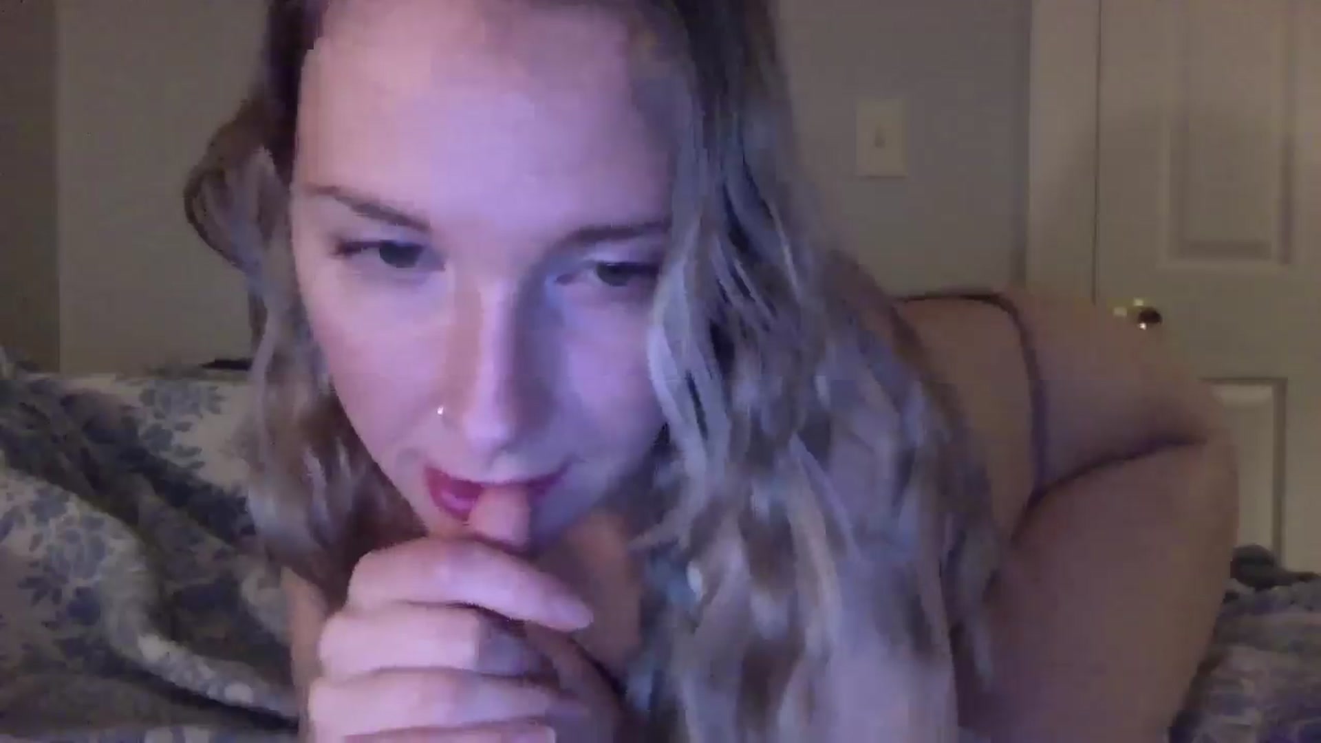 Gallery image thumbnail from Peachyk33n's myfreecams stream on, 02/16/2025, 08:45 image 14 of 20