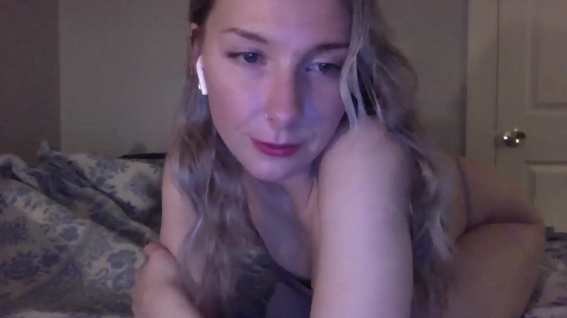 Gallery image thumbnail from Peachyk33n's myfreecams stream on, 02/16/2025, 08:45 image 3 of 20