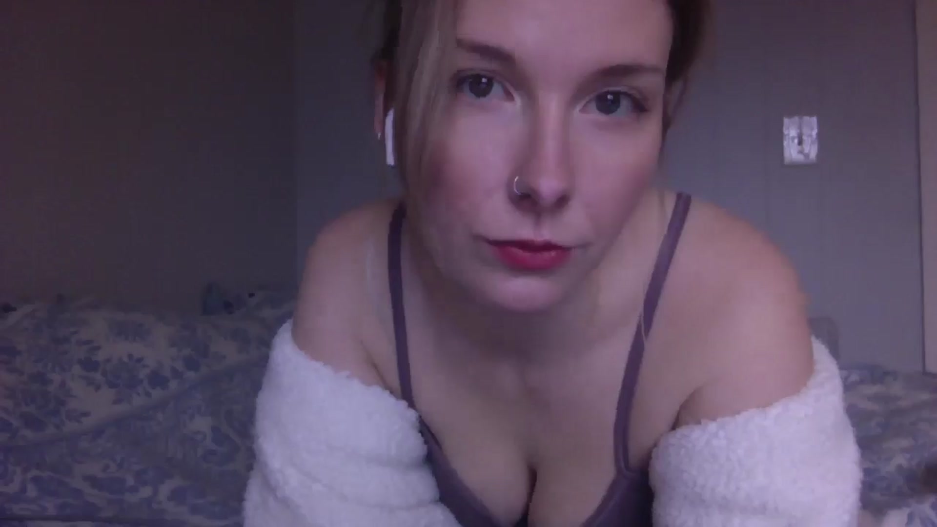 Gallery image thumbnail from Peachyk33n's myfreecams stream on, 02/25/2025, 01:05 image 2 of 20