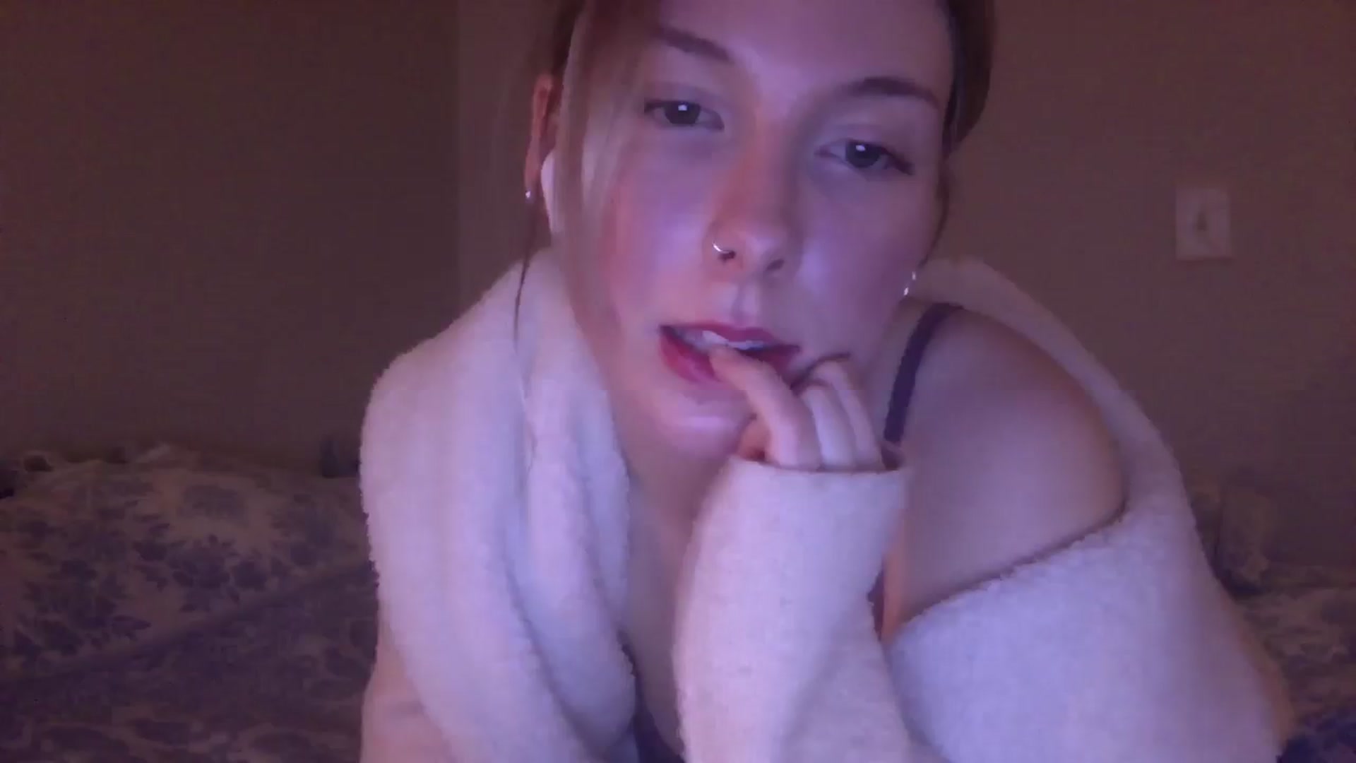 Gallery image thumbnail from Peachyk33n's myfreecams stream on, 02/25/2025, 01:48 image 17 of 20