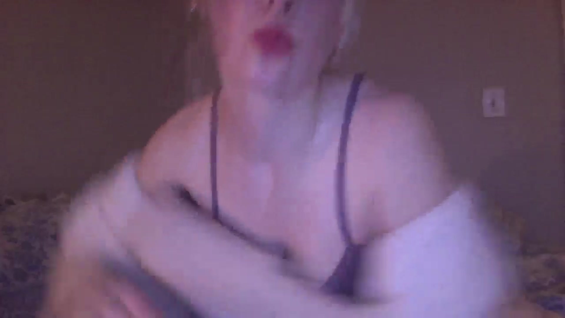 Gallery image thumbnail from Peachyk33n's myfreecams stream on, 02/25/2025, 01:48 image 6 of 20