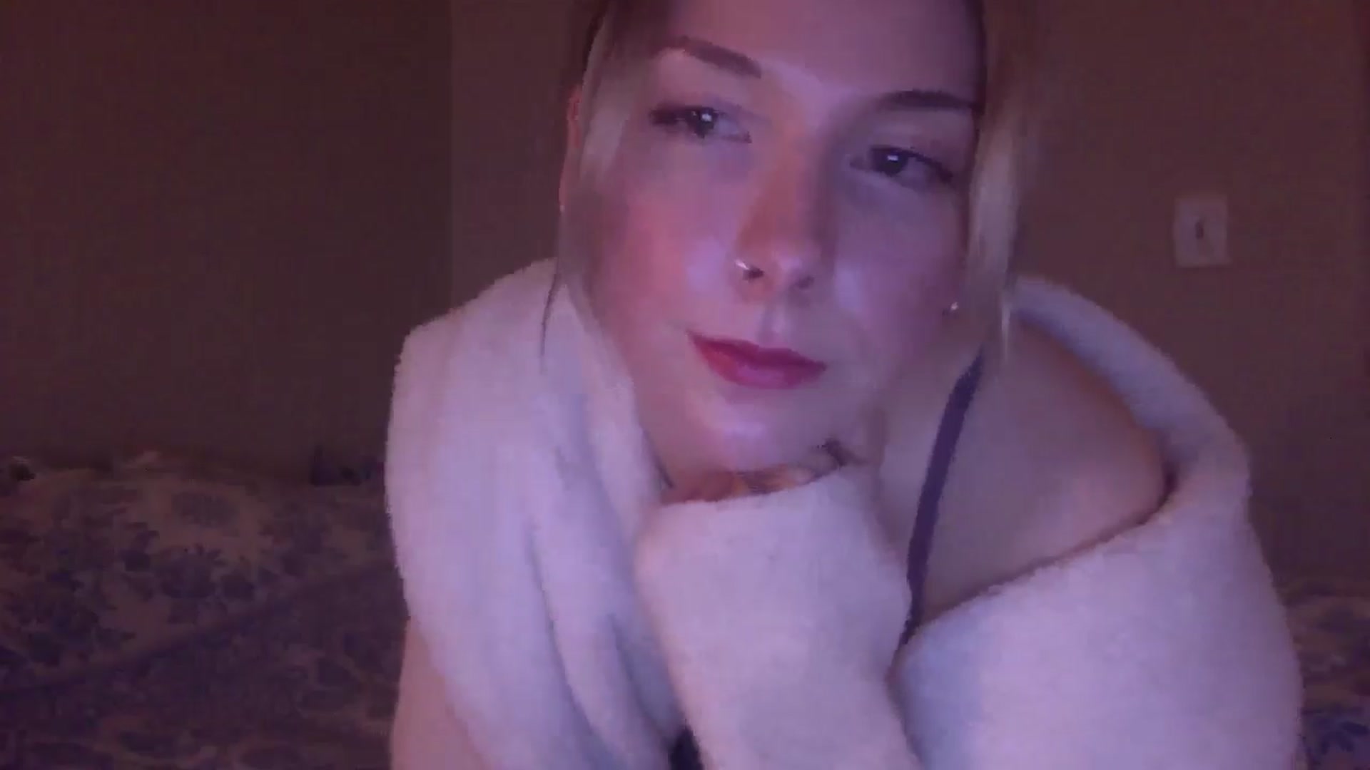 Gallery image thumbnail from Peachyk33n's myfreecams stream on, 02/25/2025, 01:48 image 13 of 20