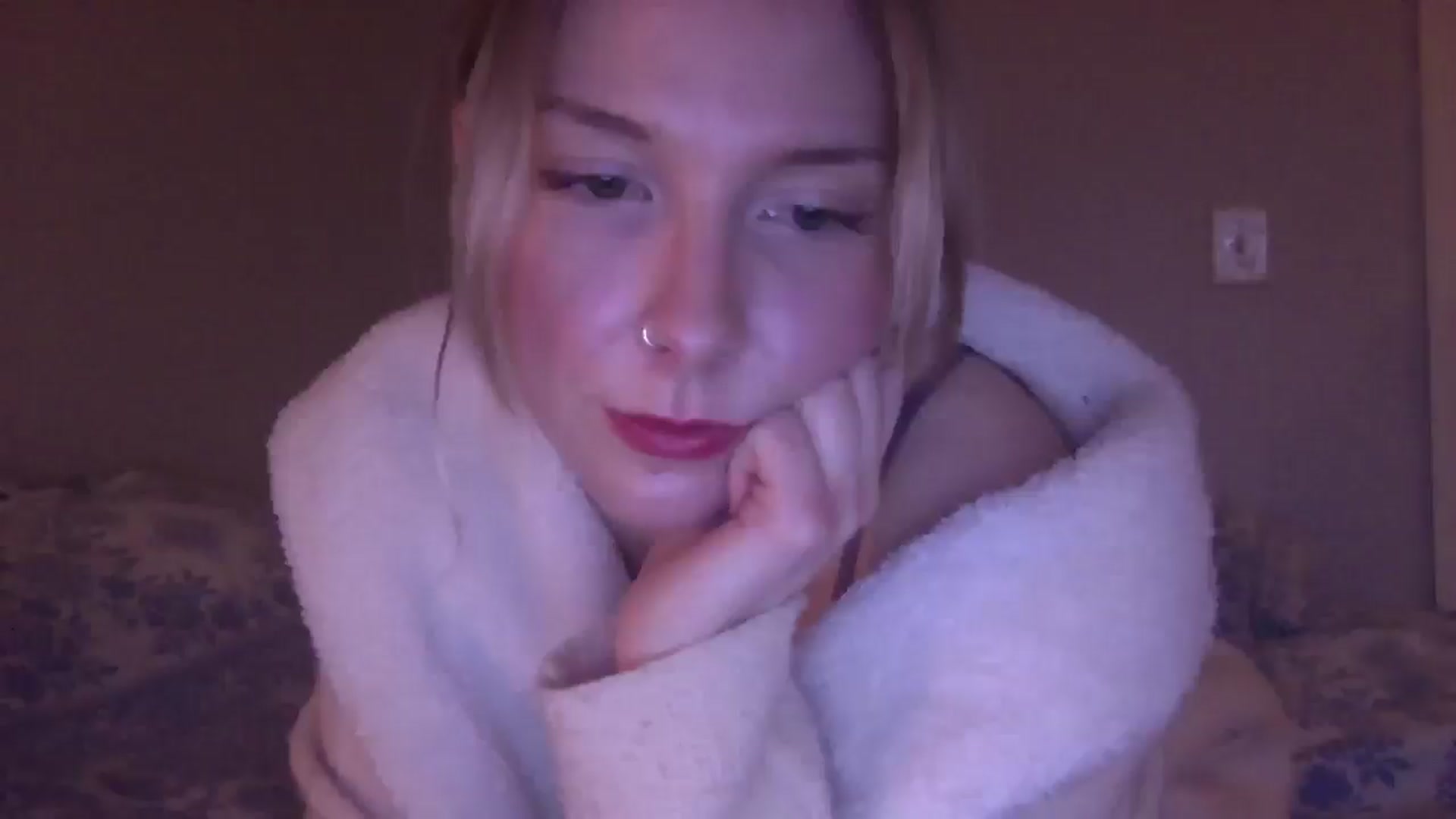 Gallery image thumbnail from Peachyk33n's myfreecams stream on, 02/25/2025, 01:48 image 3 of 20