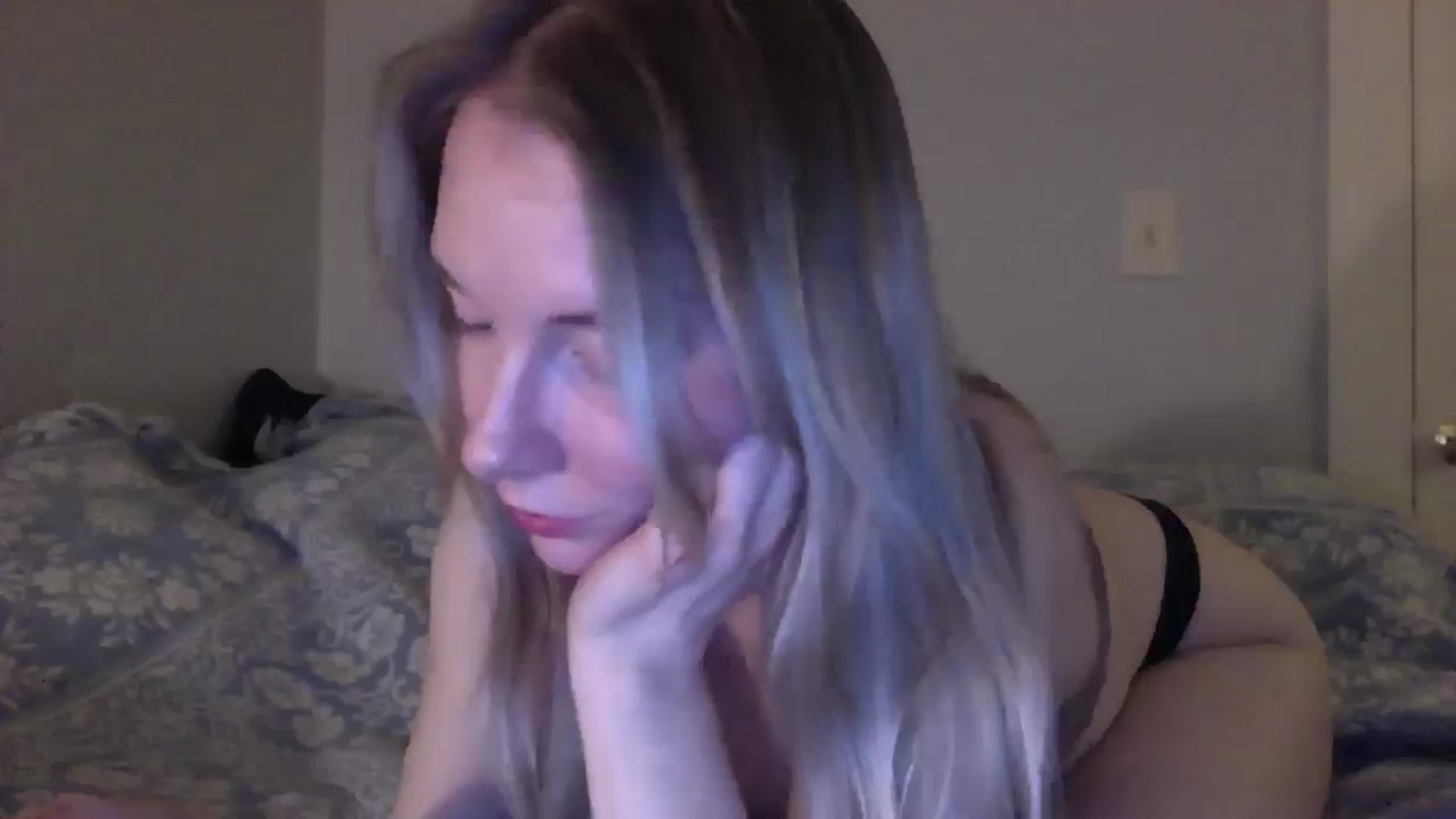 Gallery image thumbnail from Peachyk33n's myfreecams stream on, 03/02/2025, 06:28 image 4 of 20