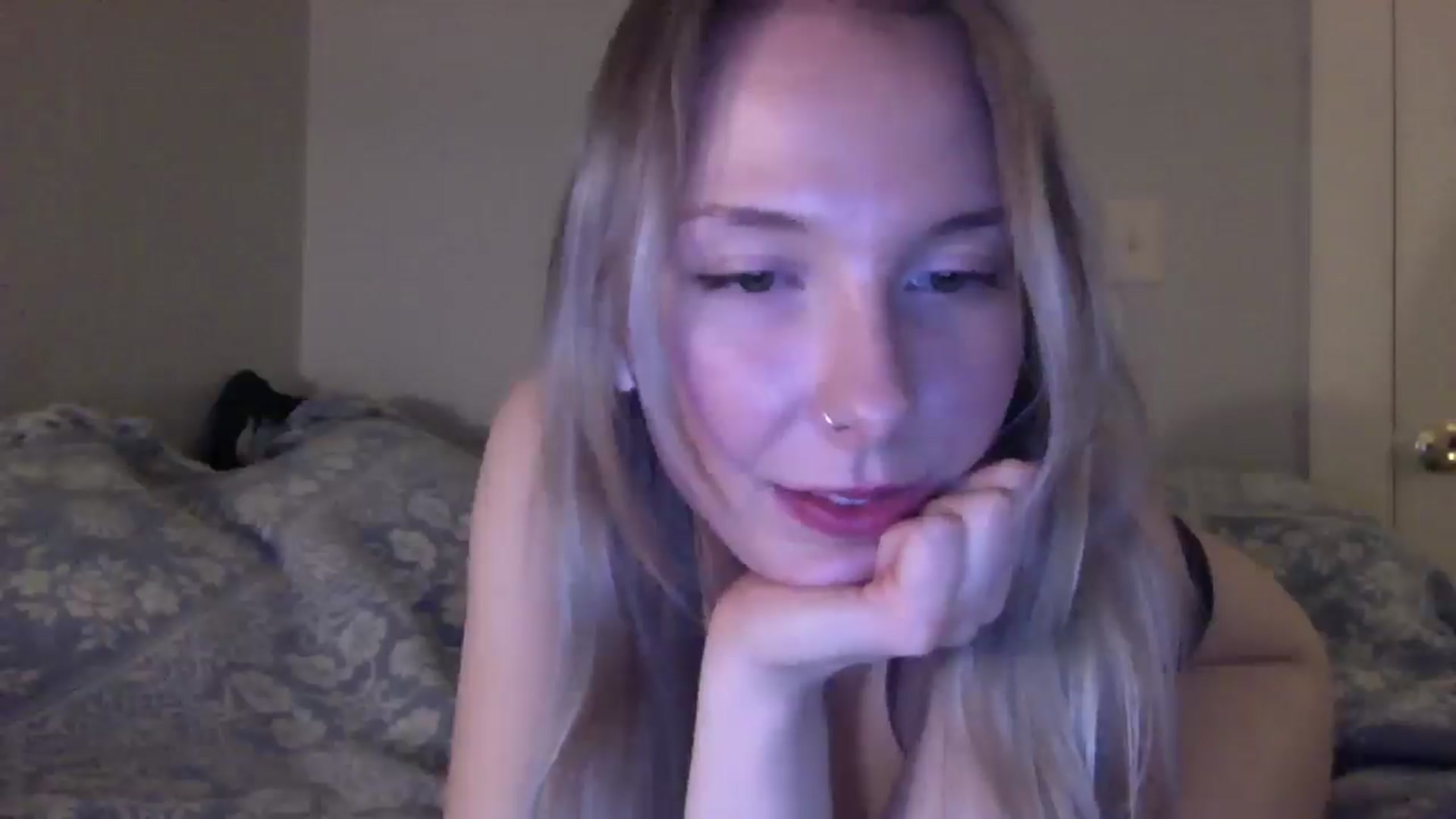 Gallery image thumbnail from Peachyk33n's myfreecams stream on, 03/02/2025, 06:28 image 9 of 20