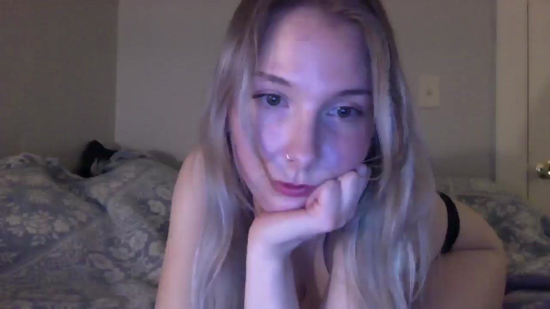 Gallery image thumbnail from Peachyk33n's myfreecams stream on, 03/02/2025, 06:28 image 7 of 20