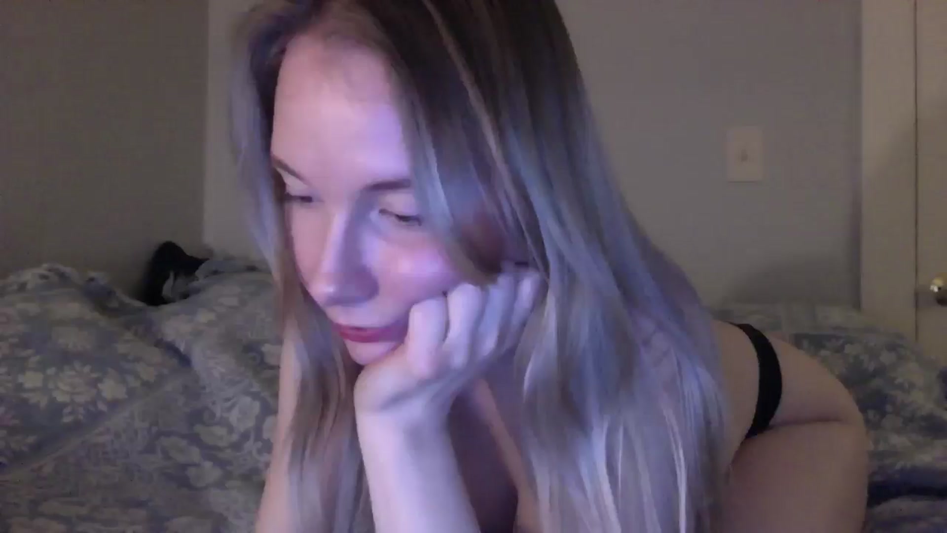 Gallery image thumbnail from Peachyk33n's myfreecams stream on, 03/02/2025, 06:28 image 5 of 20