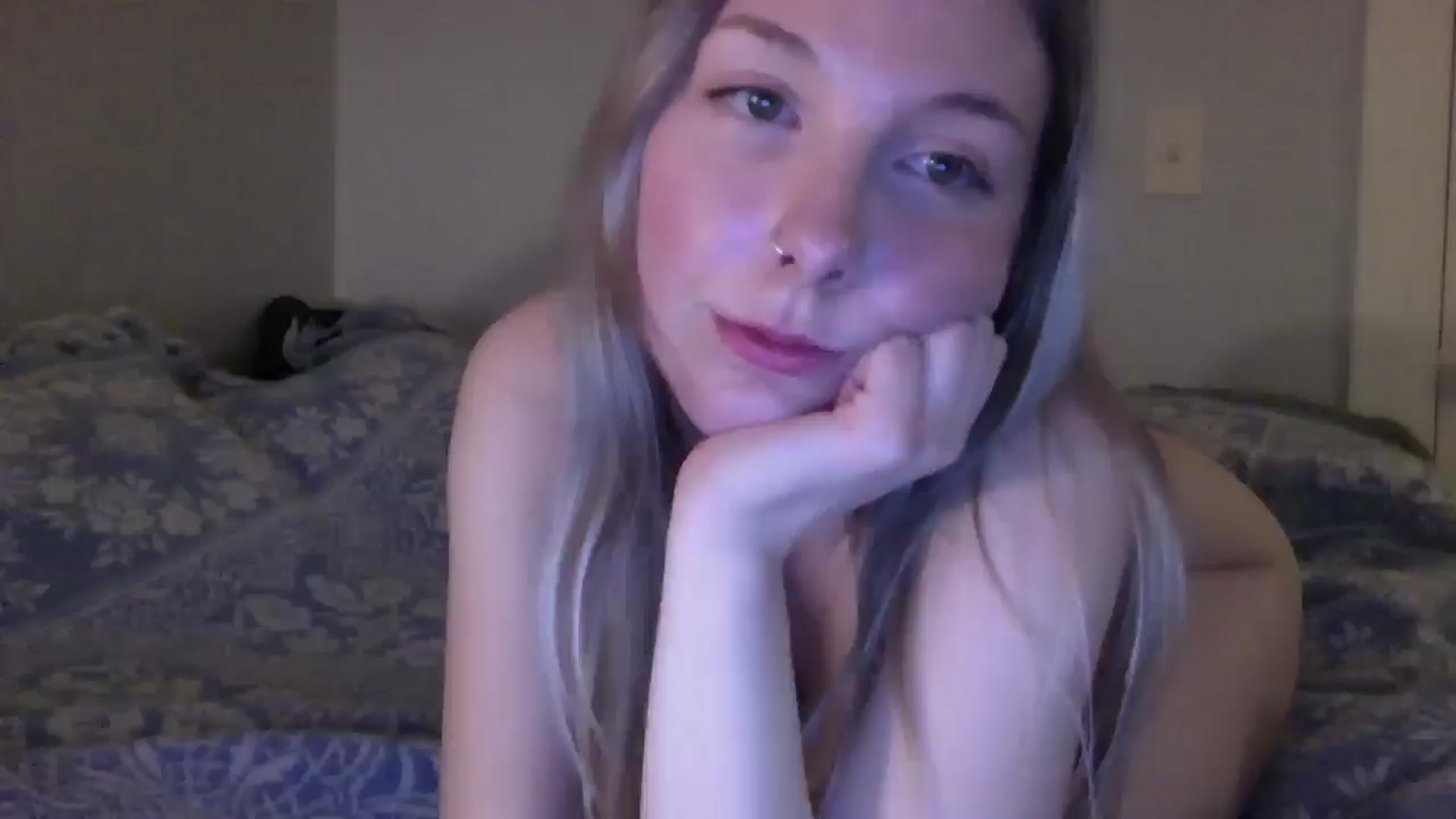 Gallery image thumbnail from Peachyk33n's myfreecams stream on, 03/02/2025, 07:18 image 4 of 20
