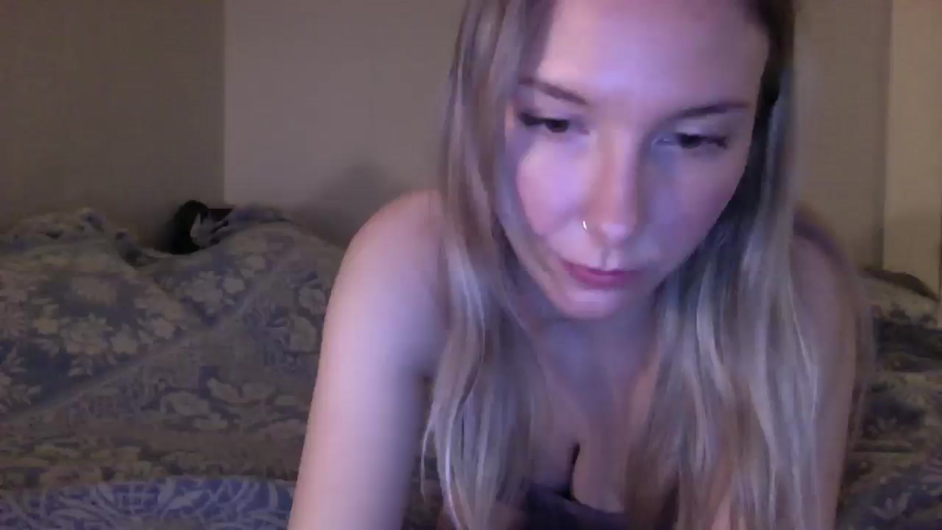 Gallery image thumbnail from Peachyk33n's myfreecams stream on, 03/02/2025, 07:18 image 13 of 20