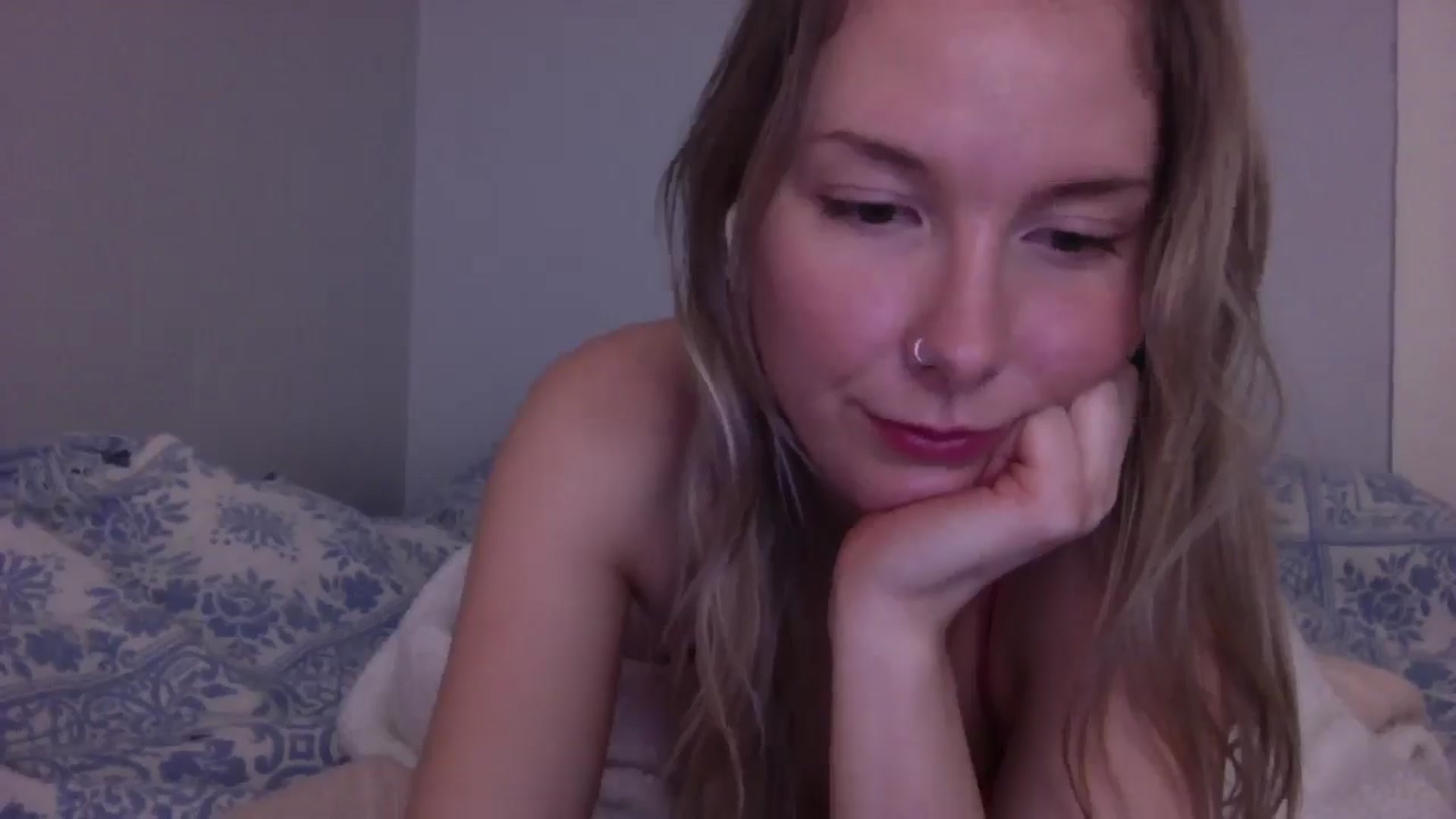 Gallery image thumbnail from Peachyk33n's myfreecams stream on, 03/03/2025, 23:00 image 9 of 20