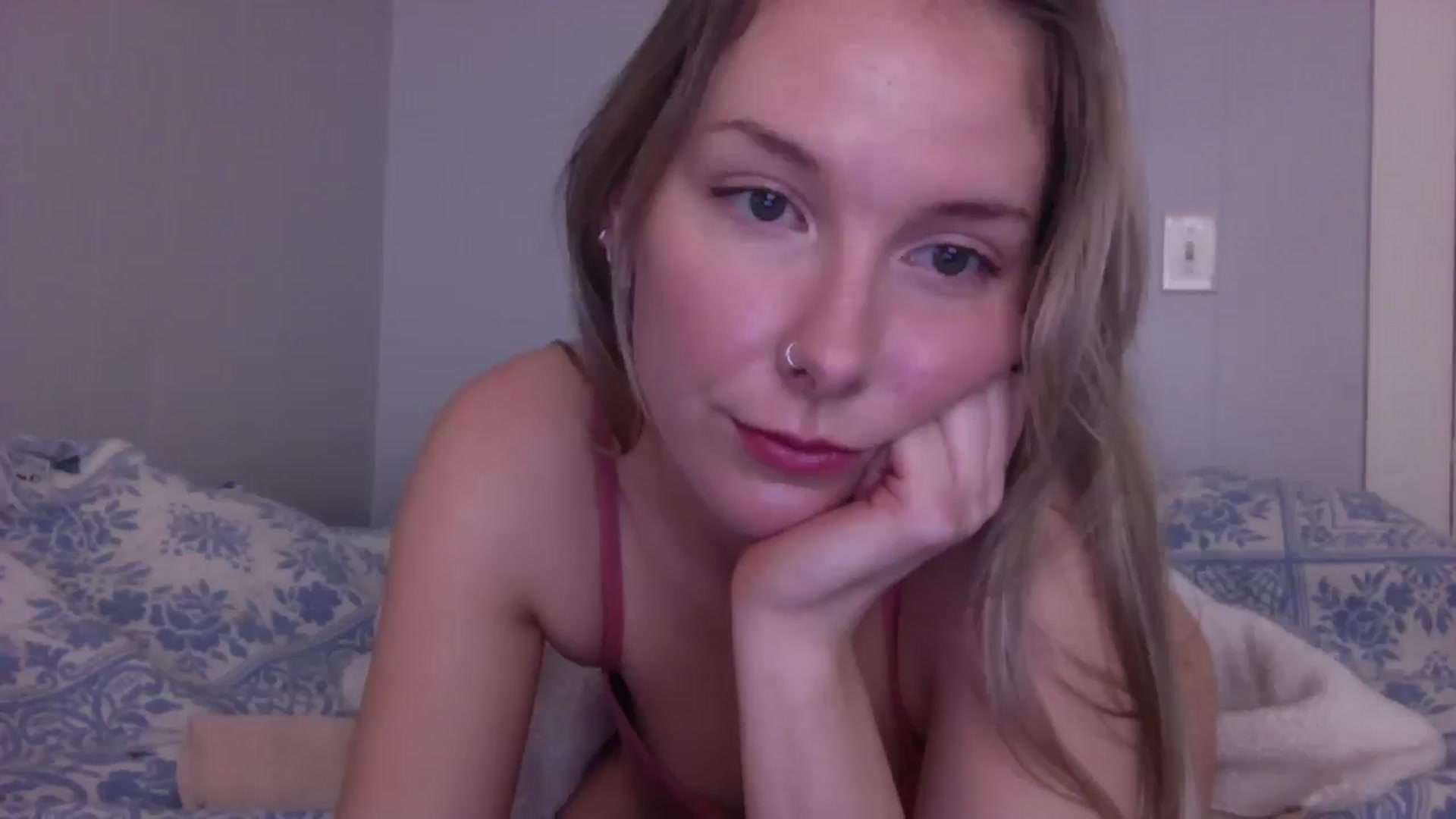 Gallery image thumbnail from Peachyk33n's myfreecams stream on, 03/03/2025, 23:00 image 11 of 20