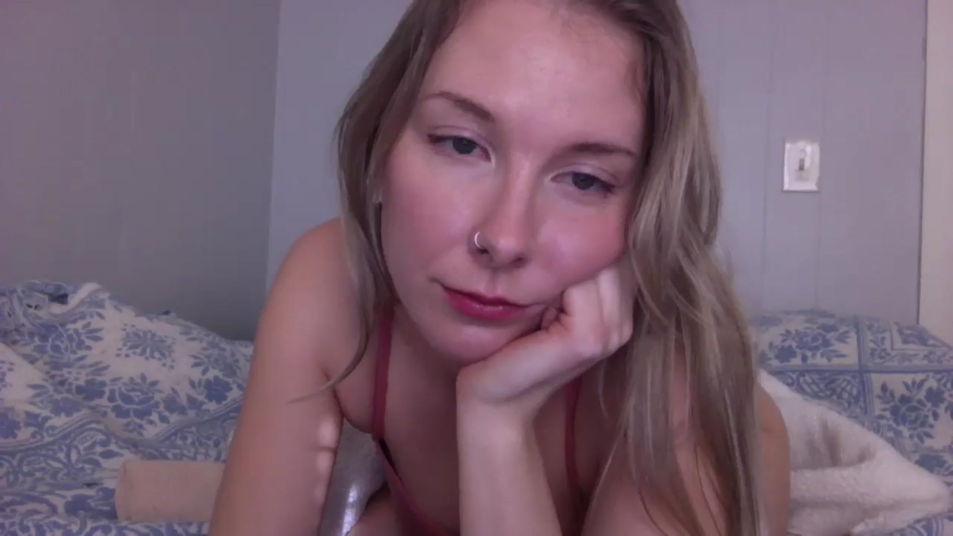 Gallery image thumbnail from Peachyk33n's myfreecams stream on, 03/03/2025, 23:00 image 12 of 20
