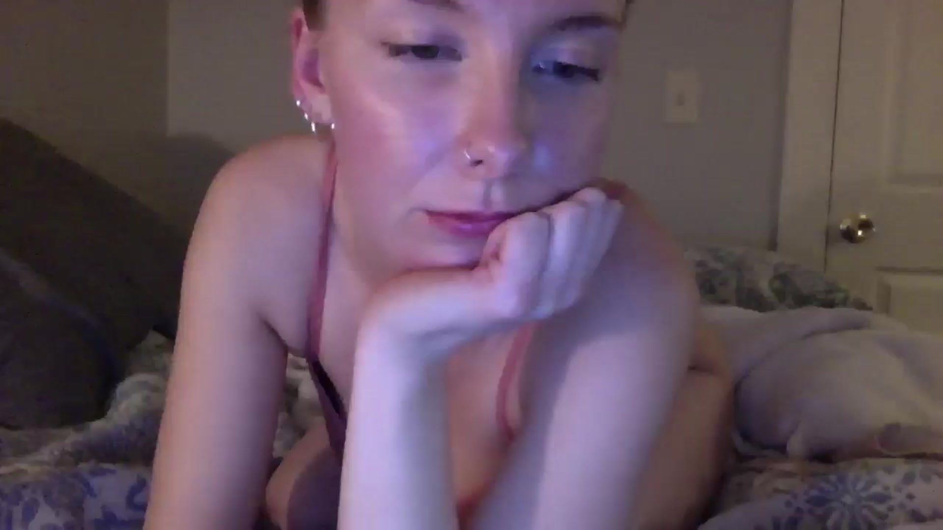 Gallery image thumbnail from Peachyk33n's myfreecams stream on, 03/04/2025, 05:30 image 16 of 20